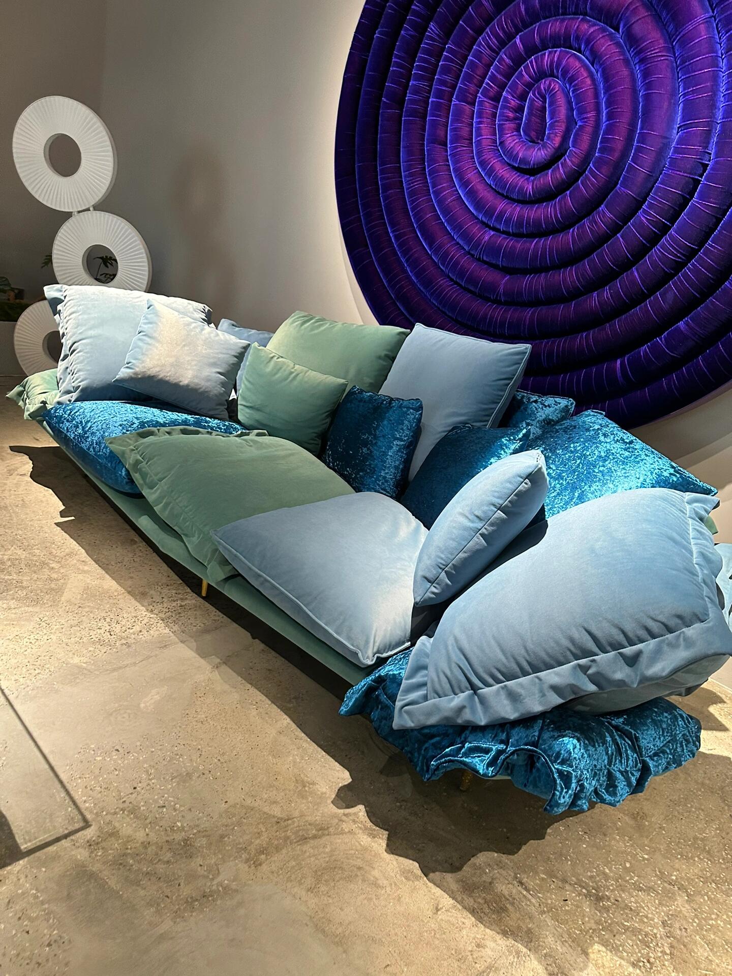 Ultimate Laziness: Seletti Comfy Sofa, a Cloud in Your Home