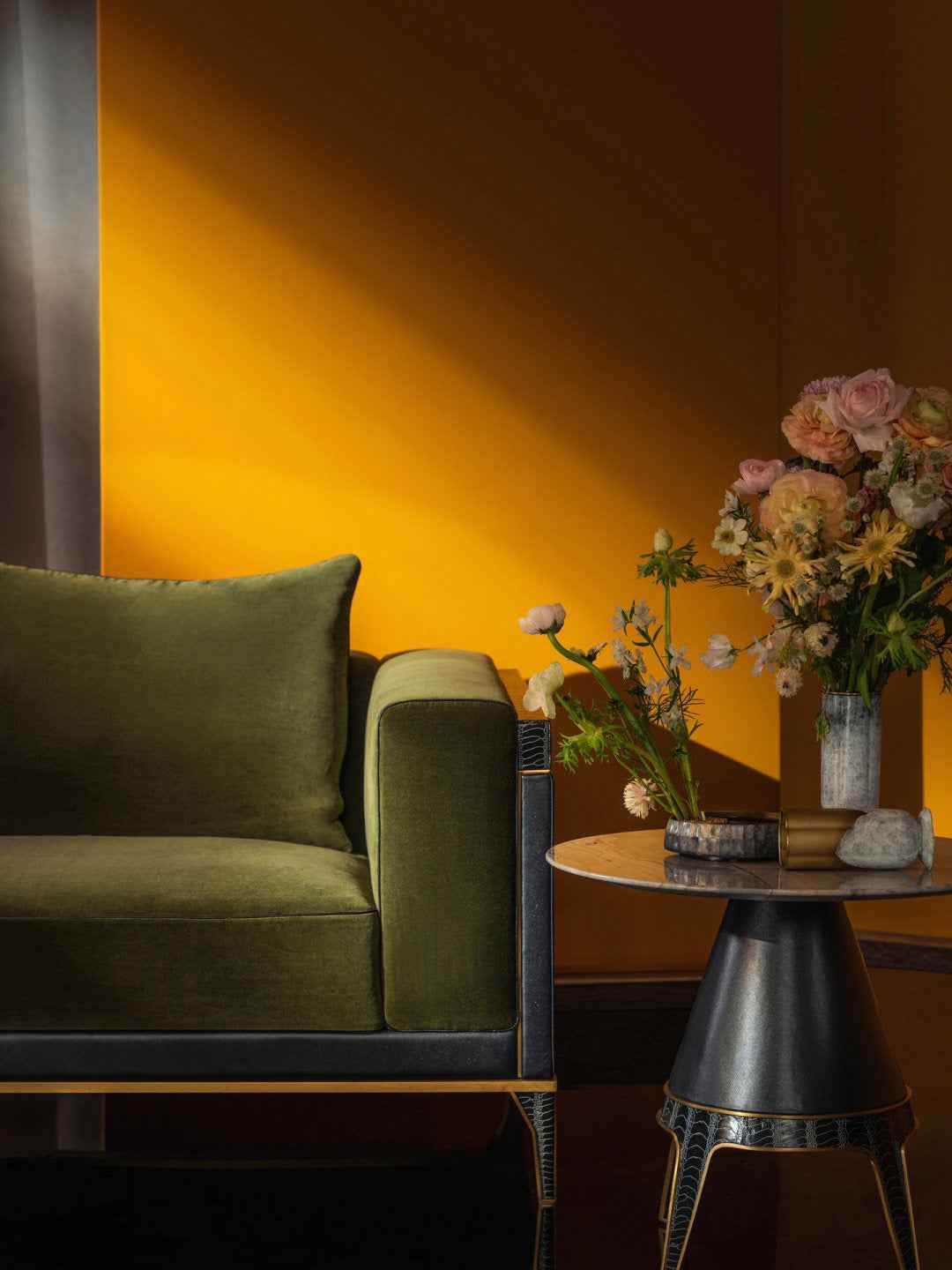 APTC-3038 Round table