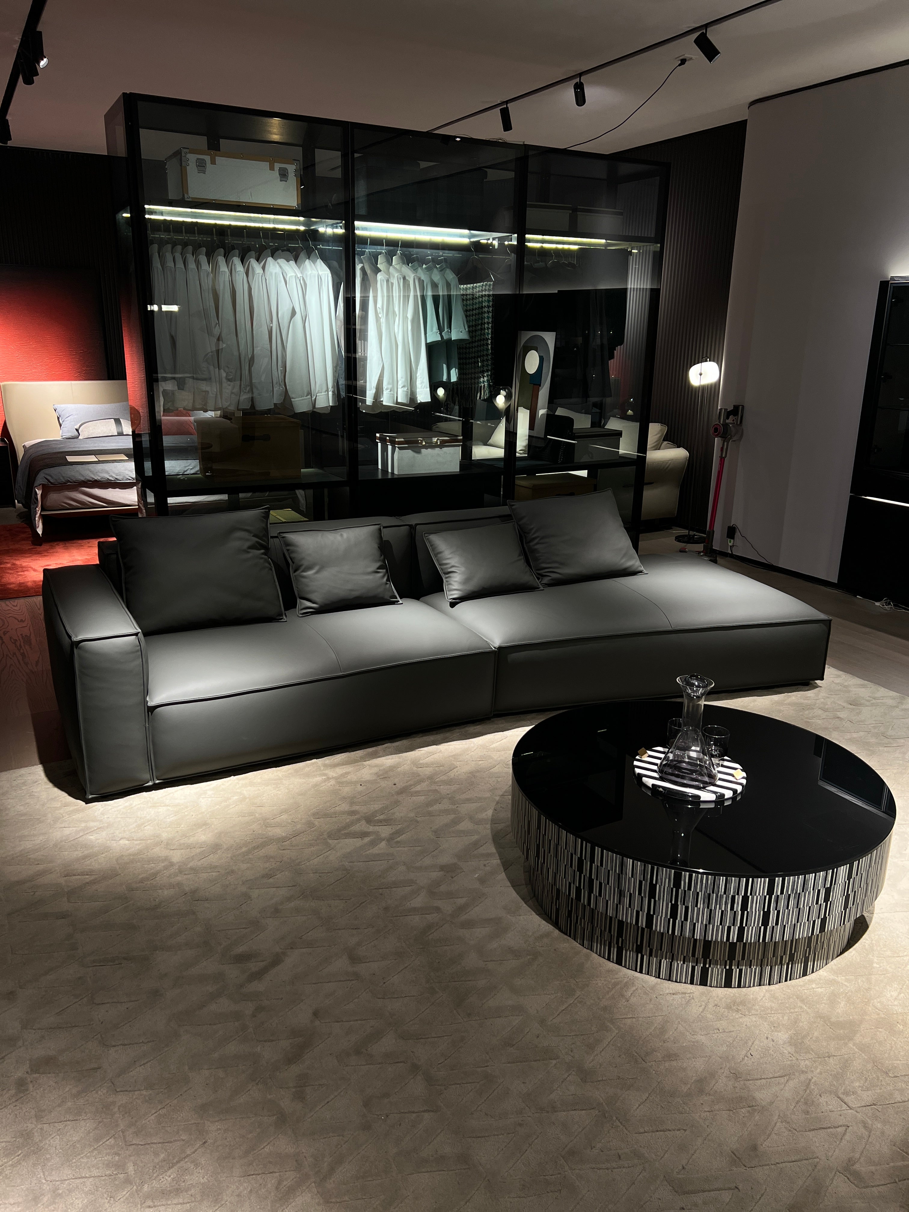 Modern Minimalist Full Leather Suitable for small apartments Sofa VJ2-2328 Sofa