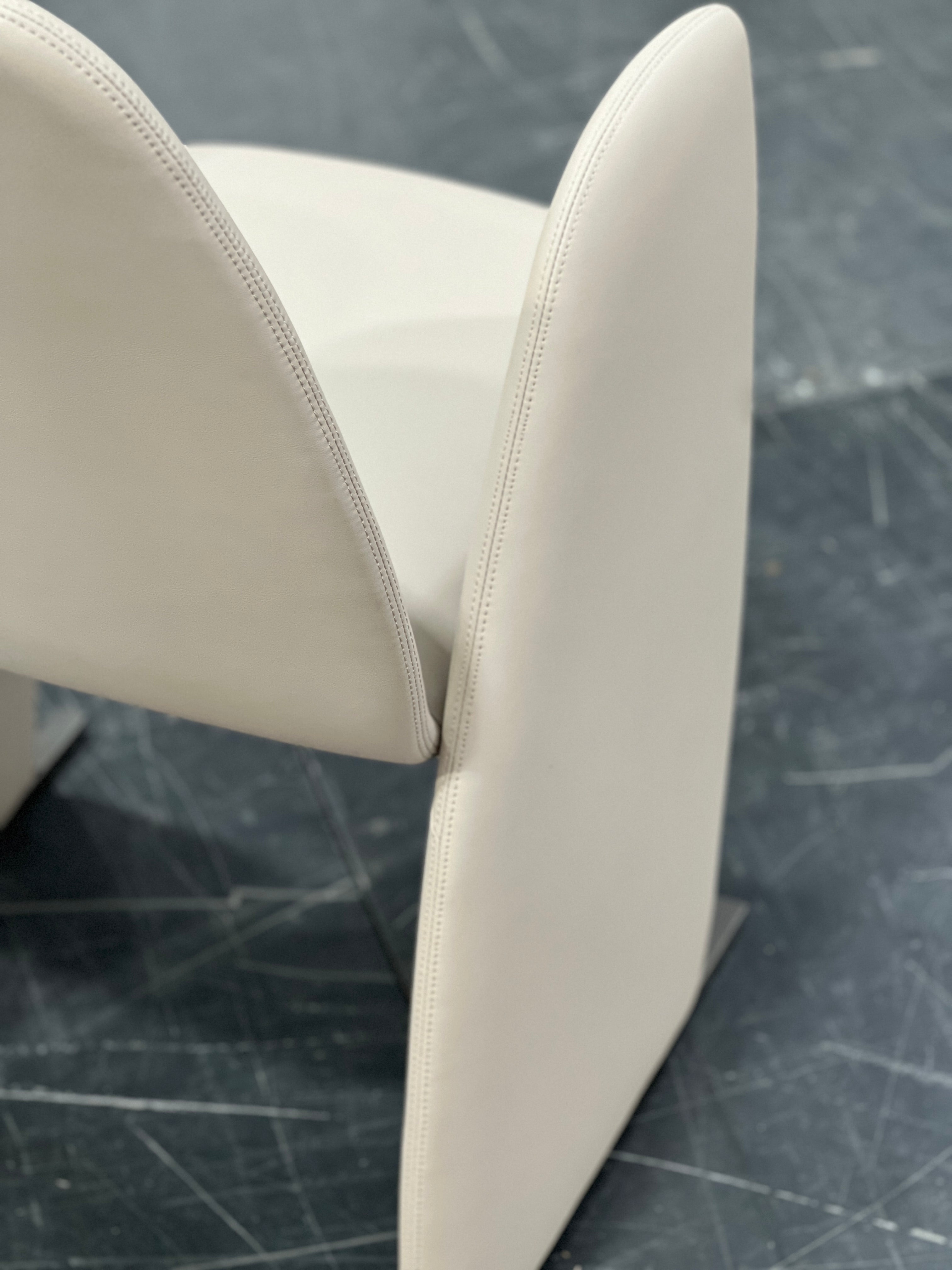 HB5-2322-1 Dining chair VV