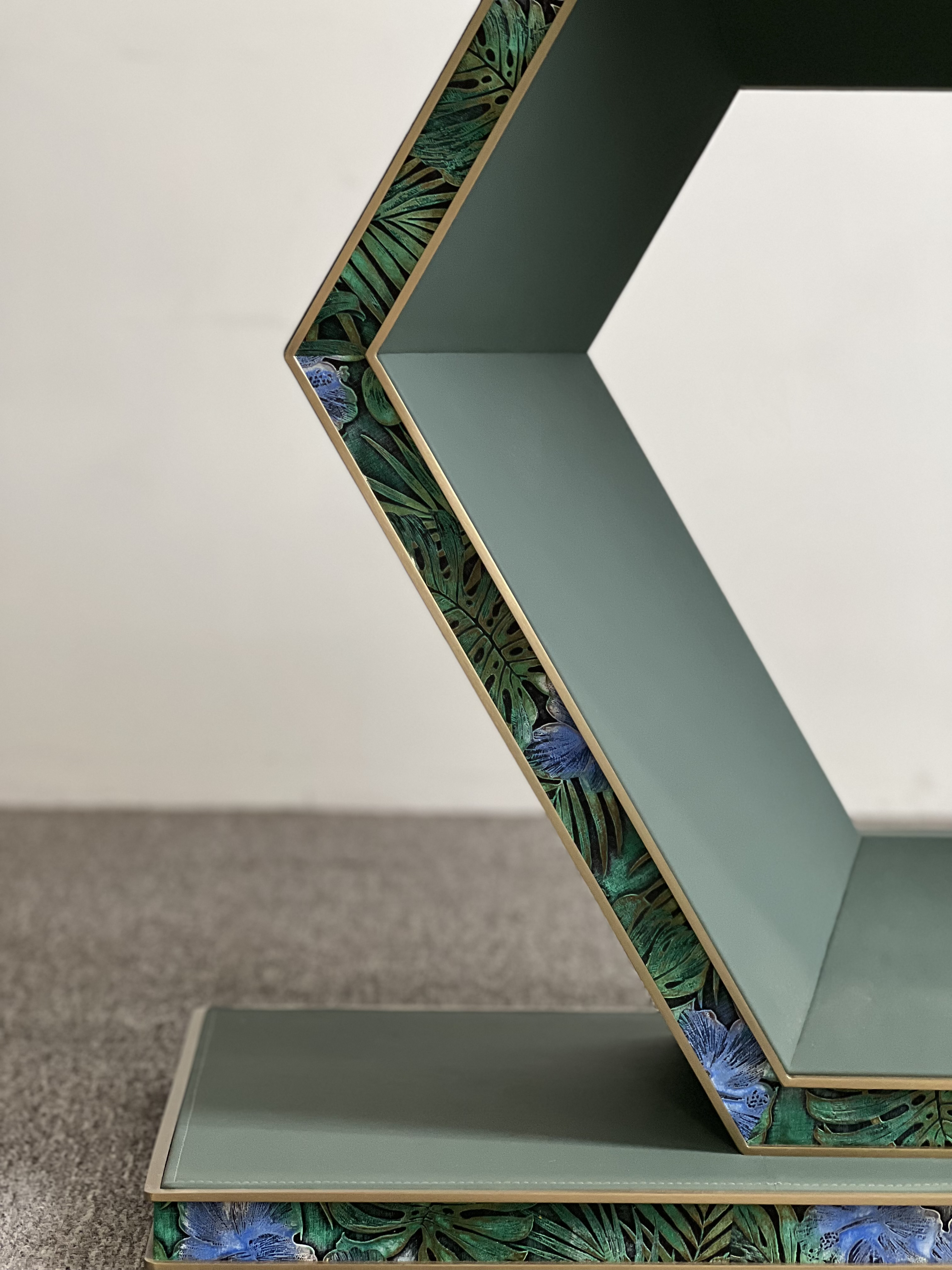 APTG-2683 Porch Console