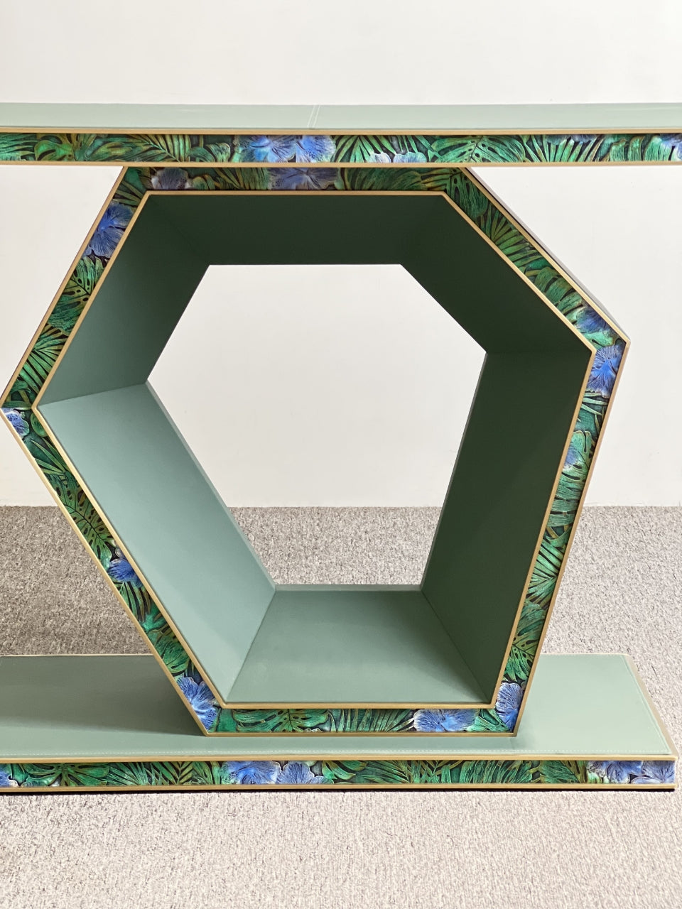 APTG-2683 Porch Console