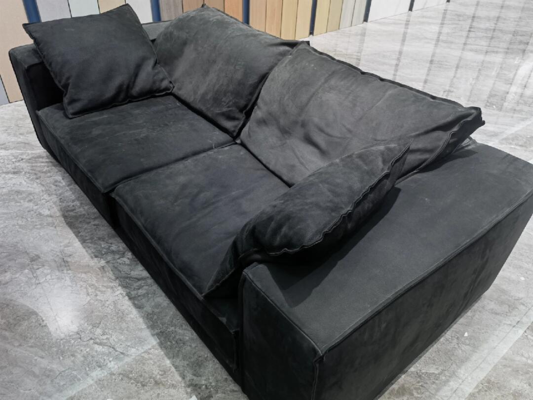 2251B Sofa