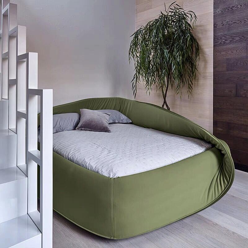 Multifunctional Safety Bed: Comfortable Giant Nest Design, Freely Transformable Shapes