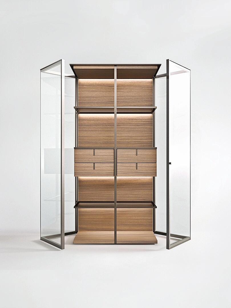 Lightweight Yet Sturdy: Aliante Glass Display Cabinet's Modern Design