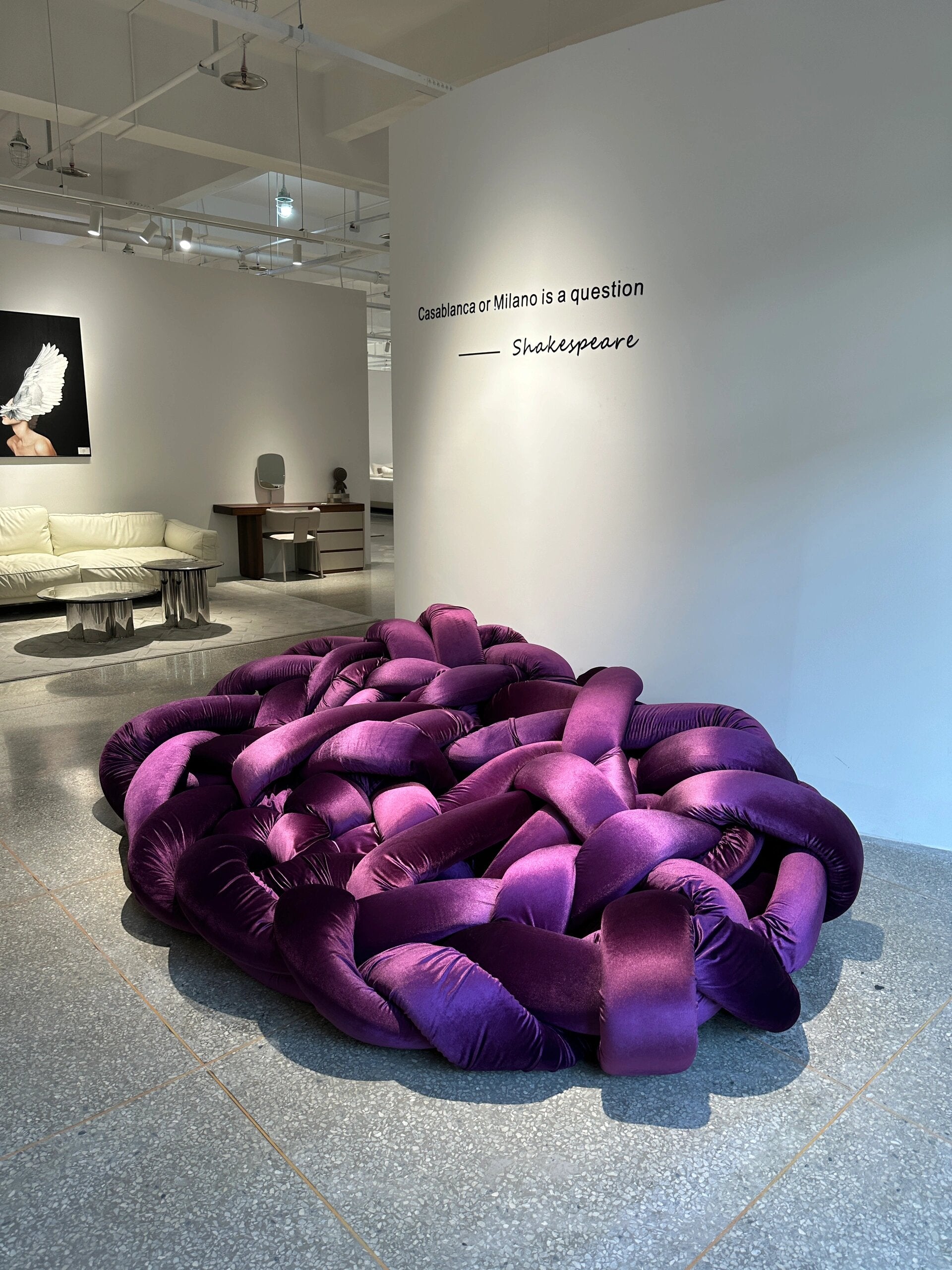 Boa Velvet Sofa: Luxurious Woven Nest, Free-Embrace Comfort Experience