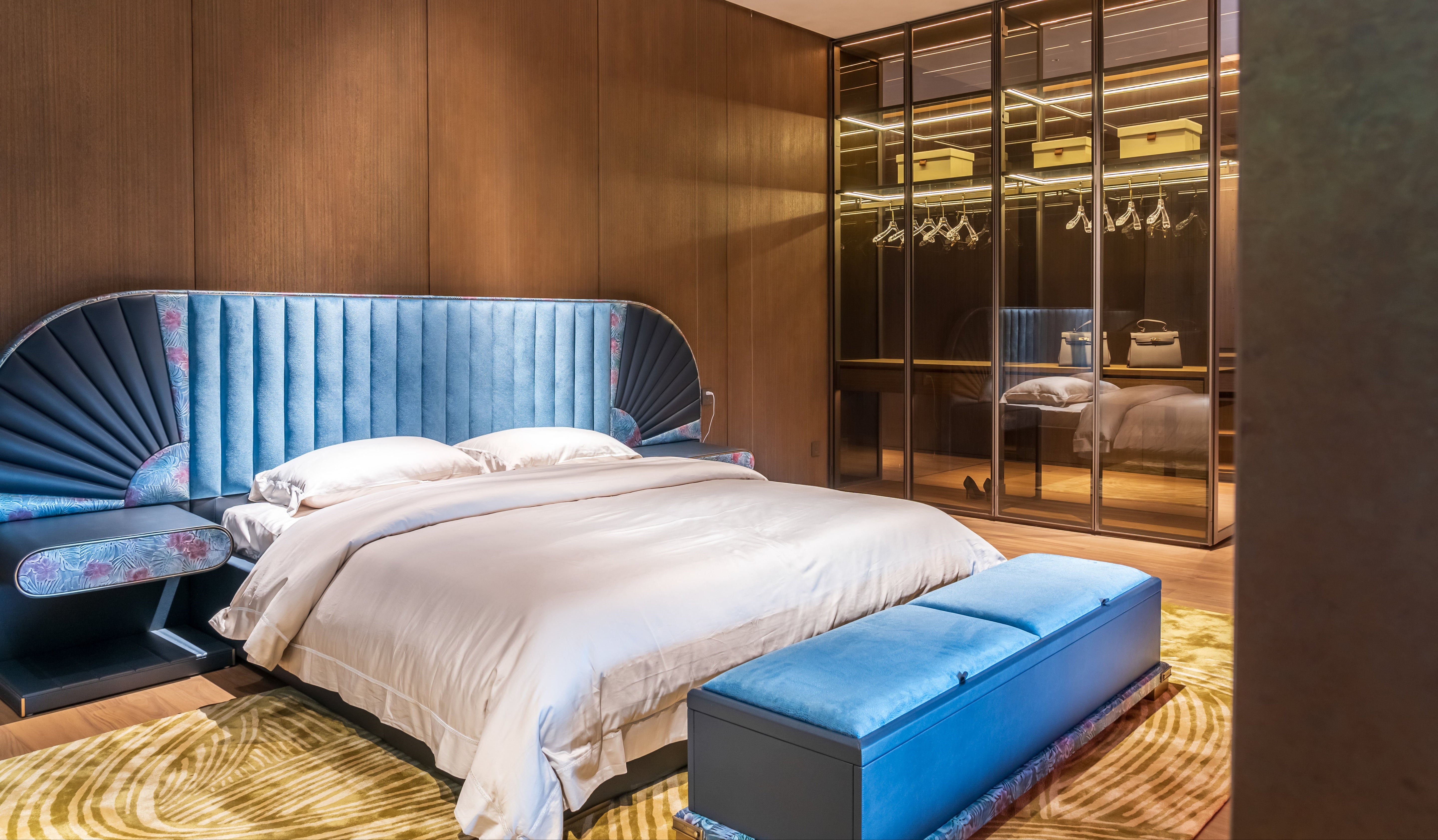 APT-3167 Bed - Modern Comfort and Style for Your Bedroom - Chiuchiufurniture