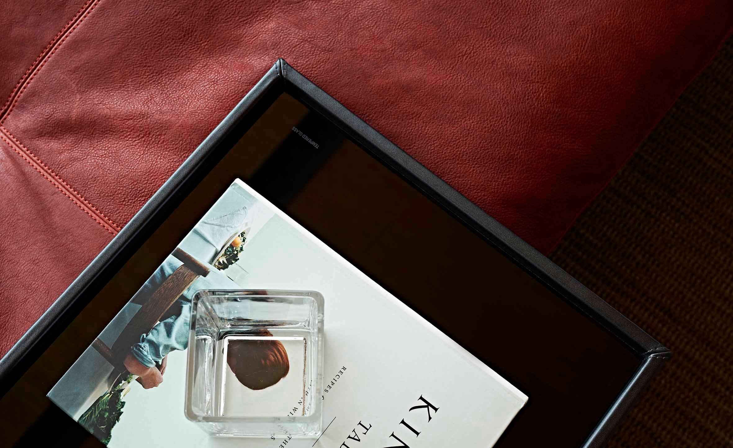 APTC-2993 Side table