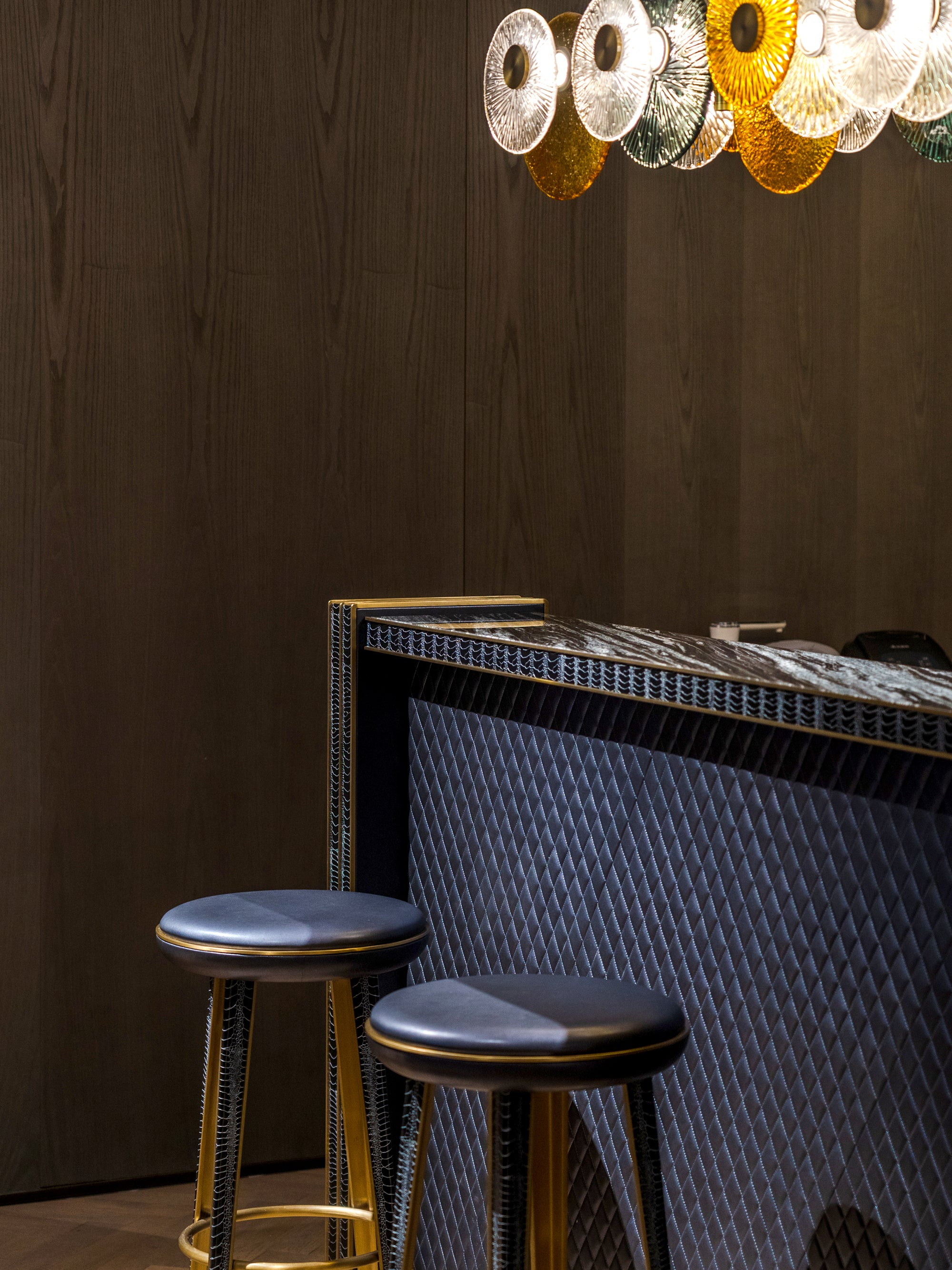 APTV-2630 Bar Stools     Bar chair - Chiuchiufurniture