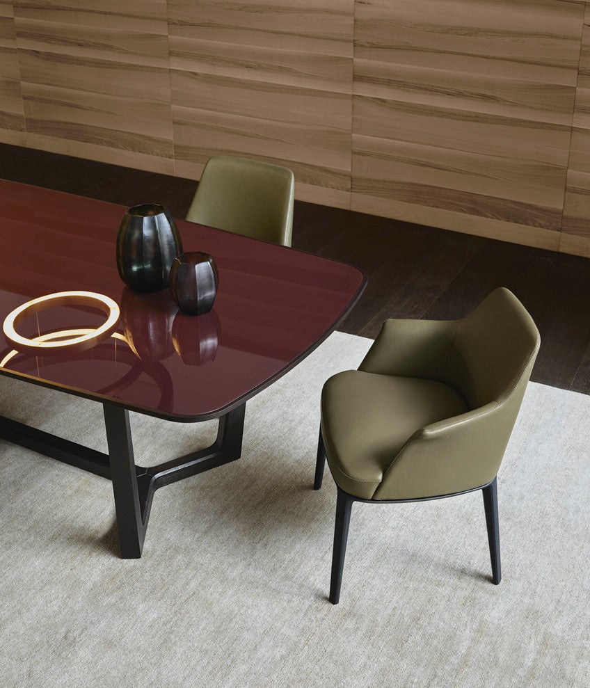 C-820 Minimalism Dining chair