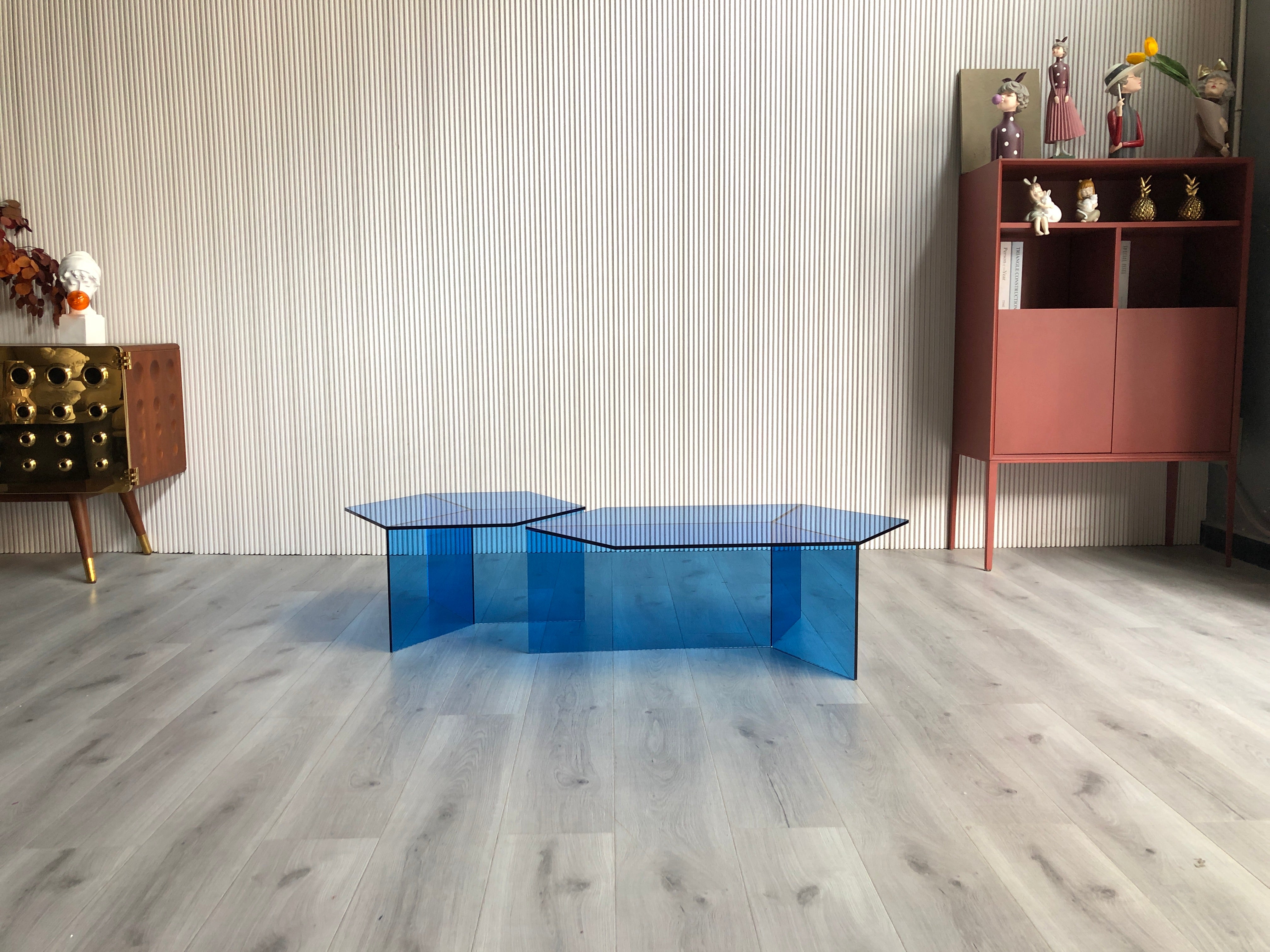 CJ-320  Coffee table