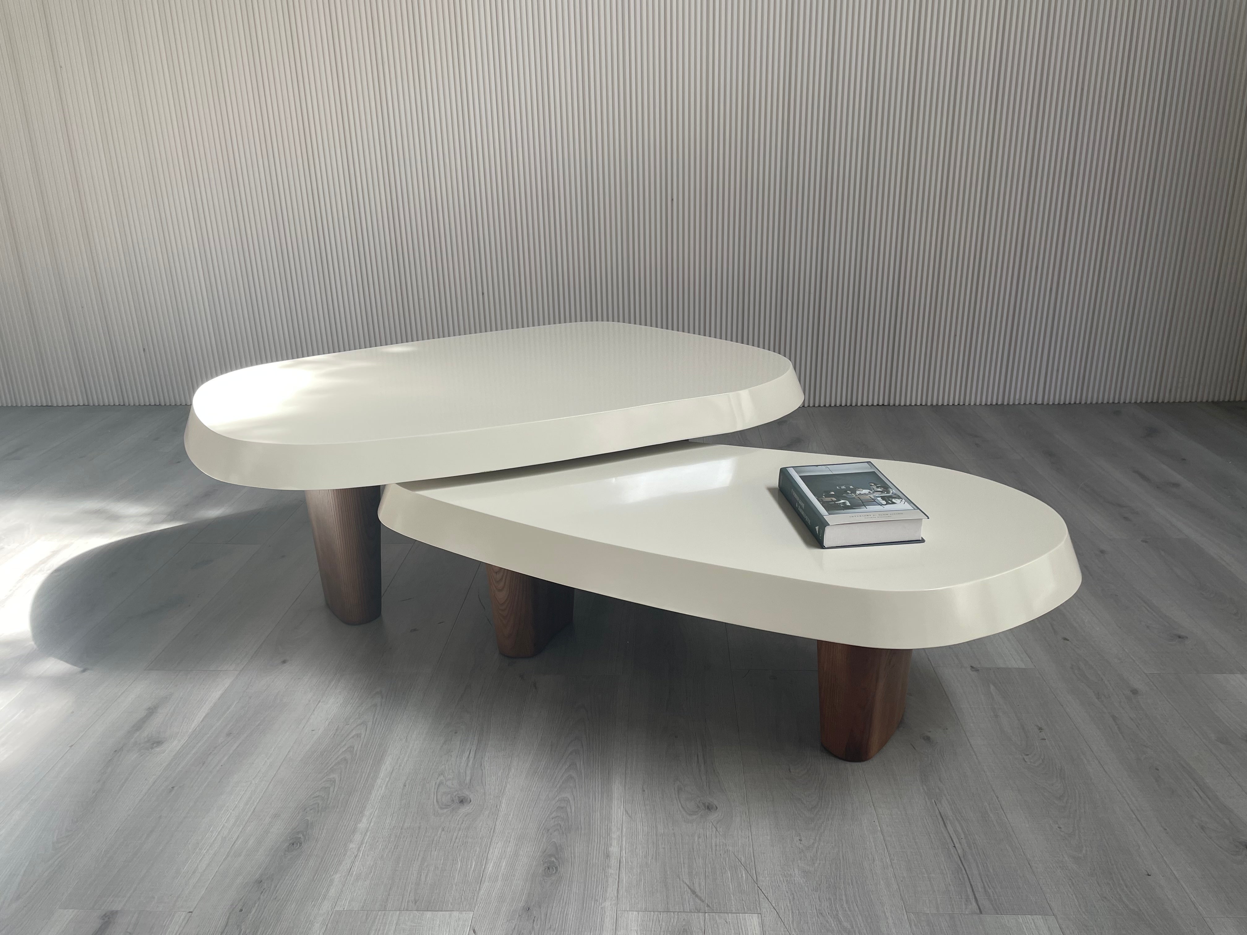 CJ-477 Coffee table