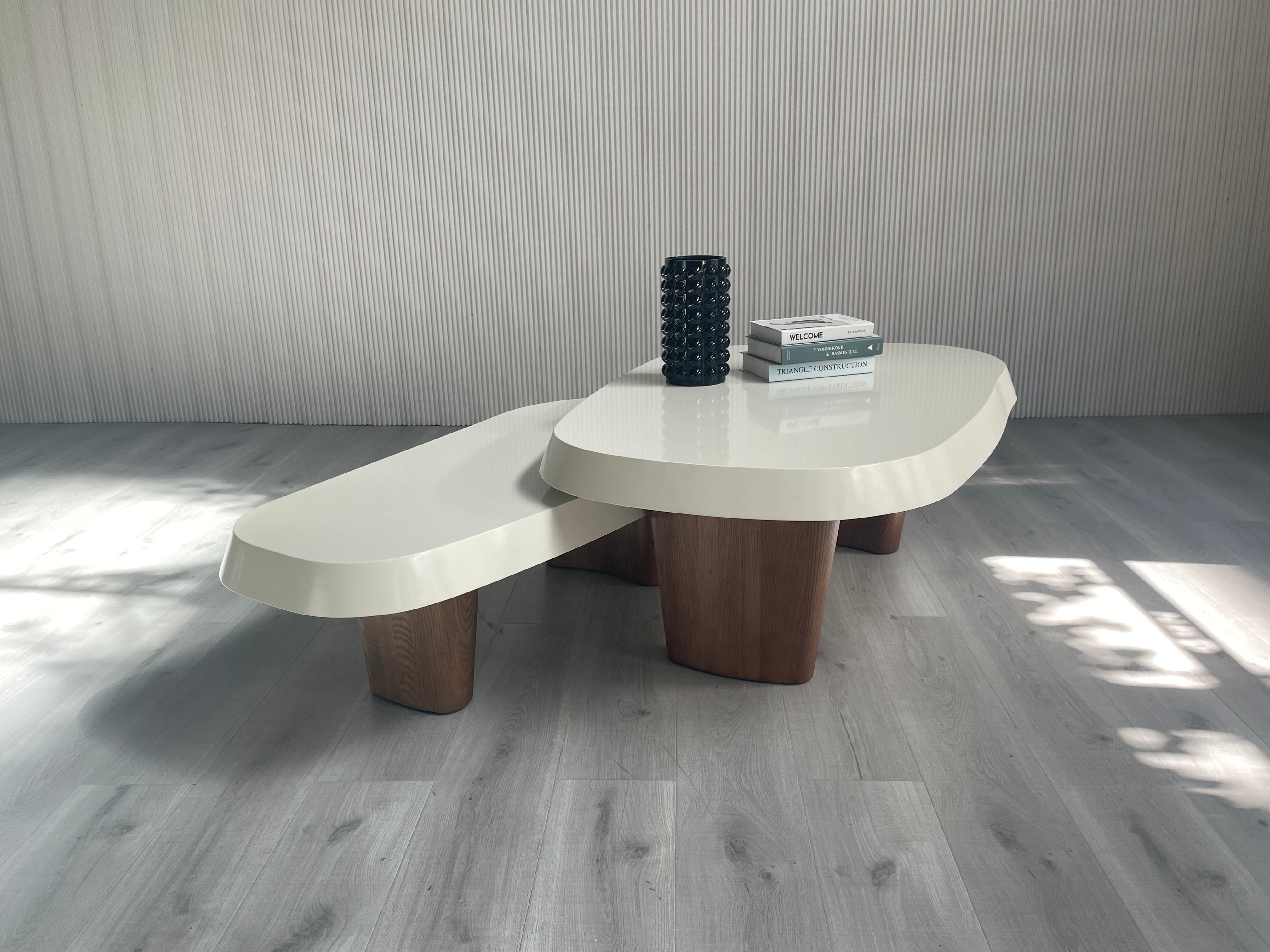 CJ-477 Coffee table