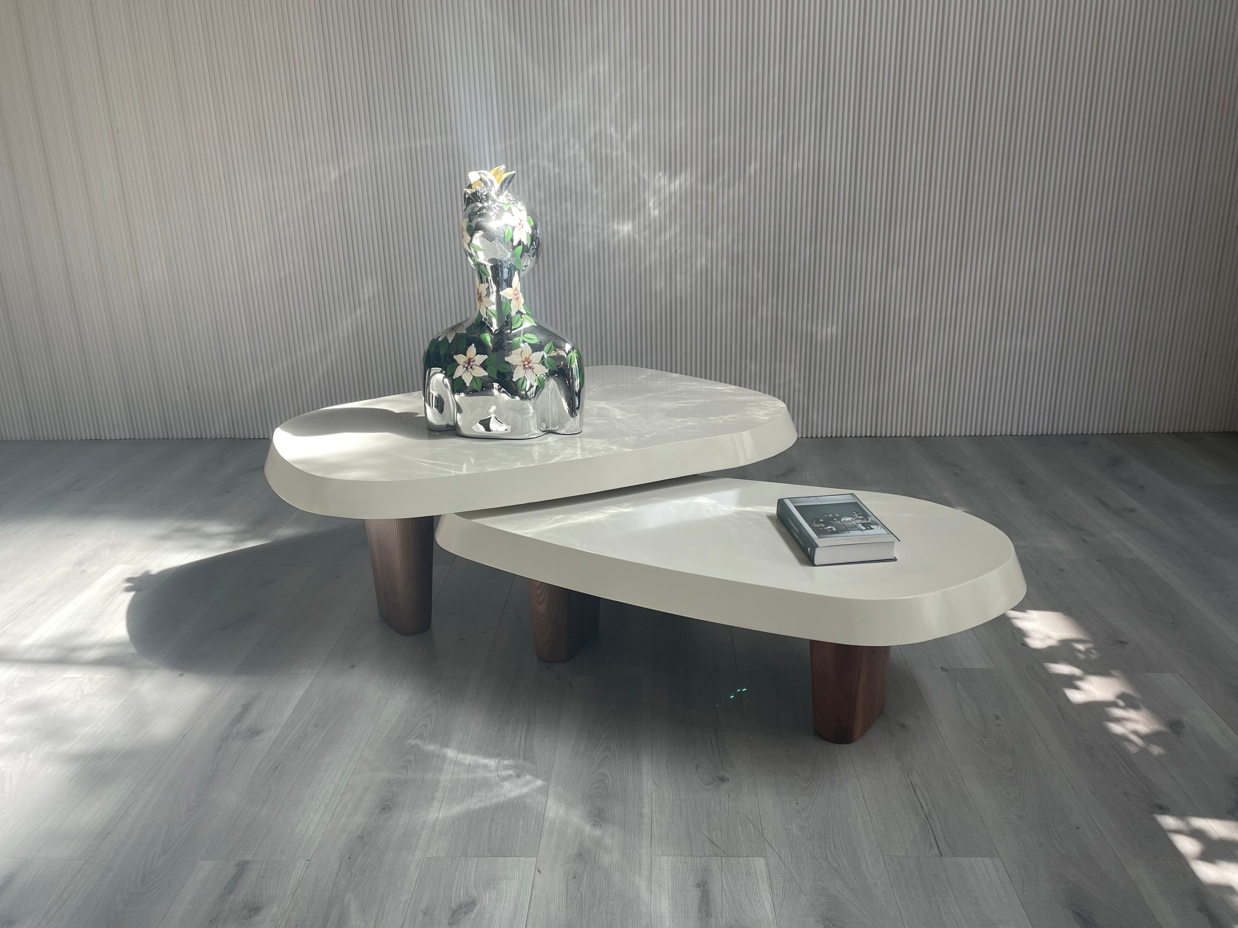 CJ-477 Coffee table