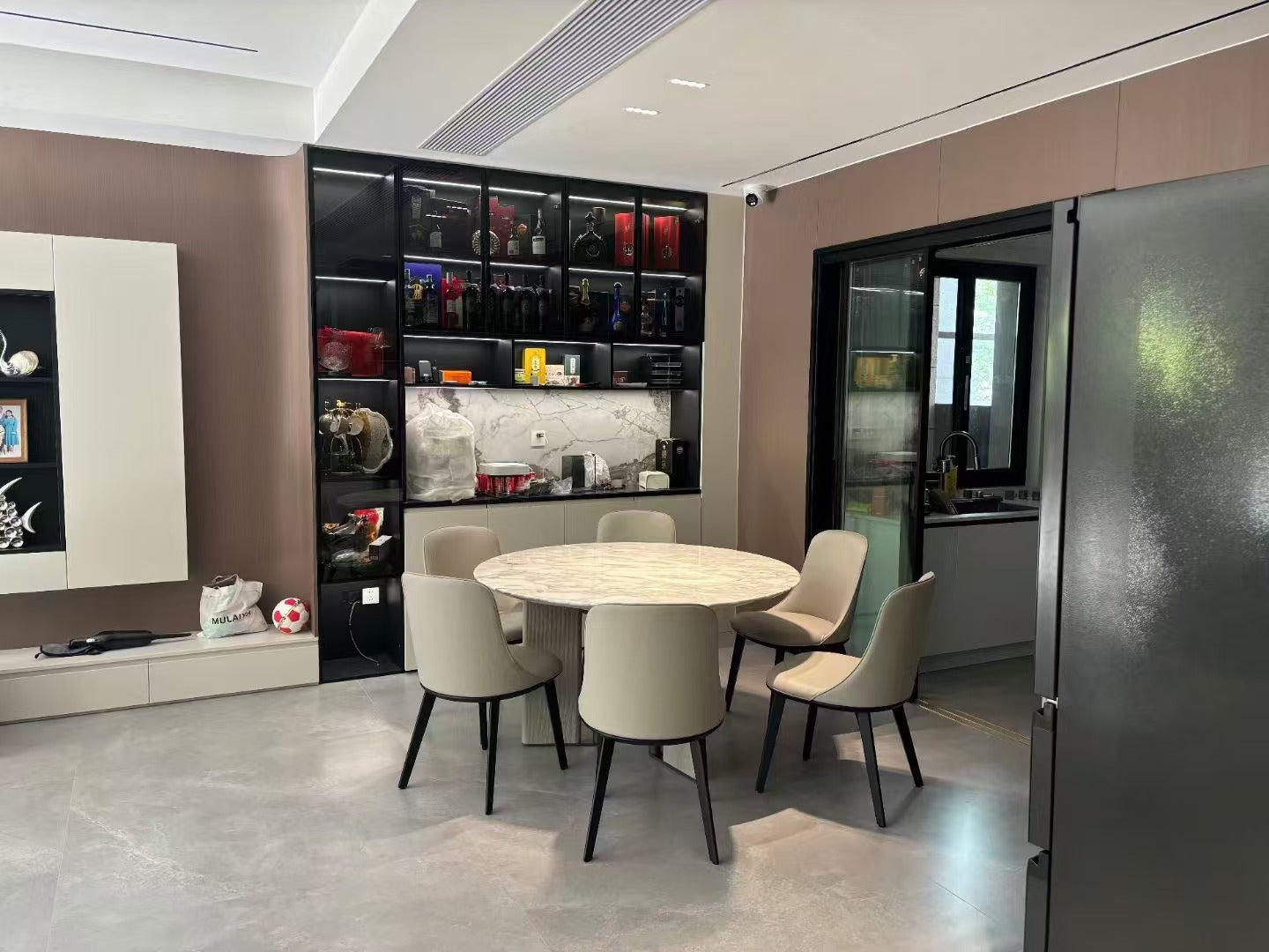 HA-2337-5  Dining Table - Chiuchiufurniture