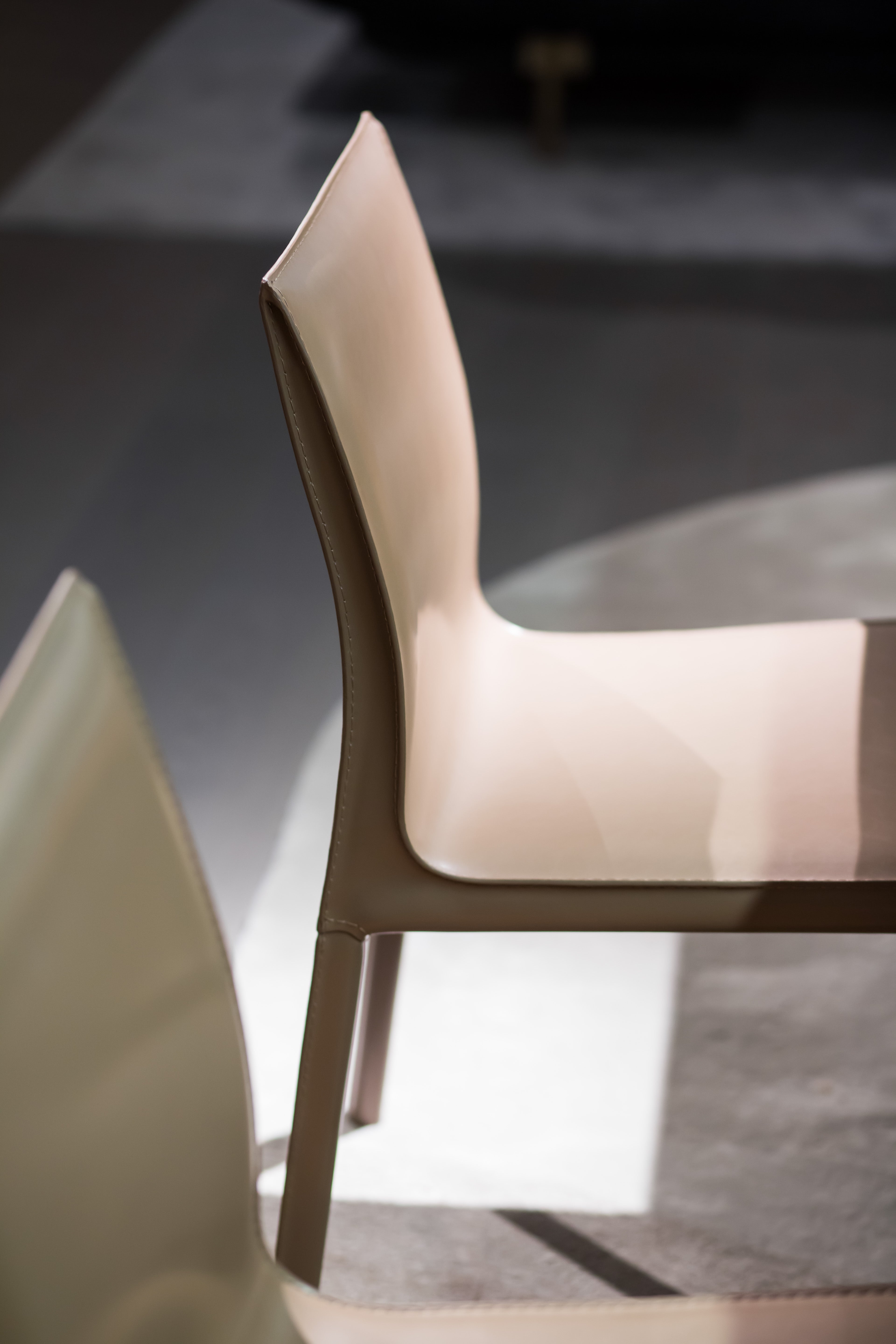 HB-W1911-2 Dining chair without armrests - Chiuchiufurniture