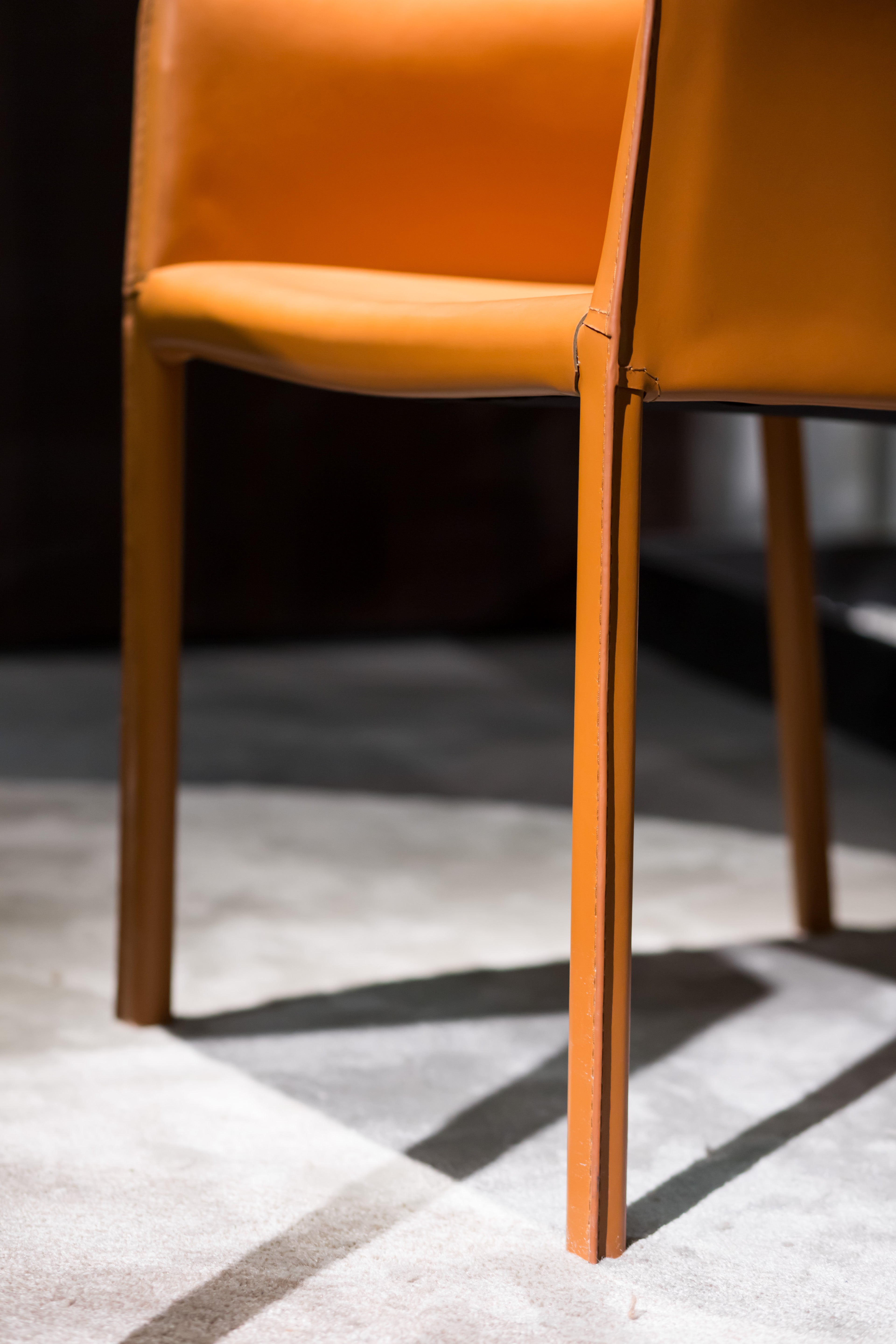 HB-W1911-3  Dining chair with armrests - Chiuchiufurniture