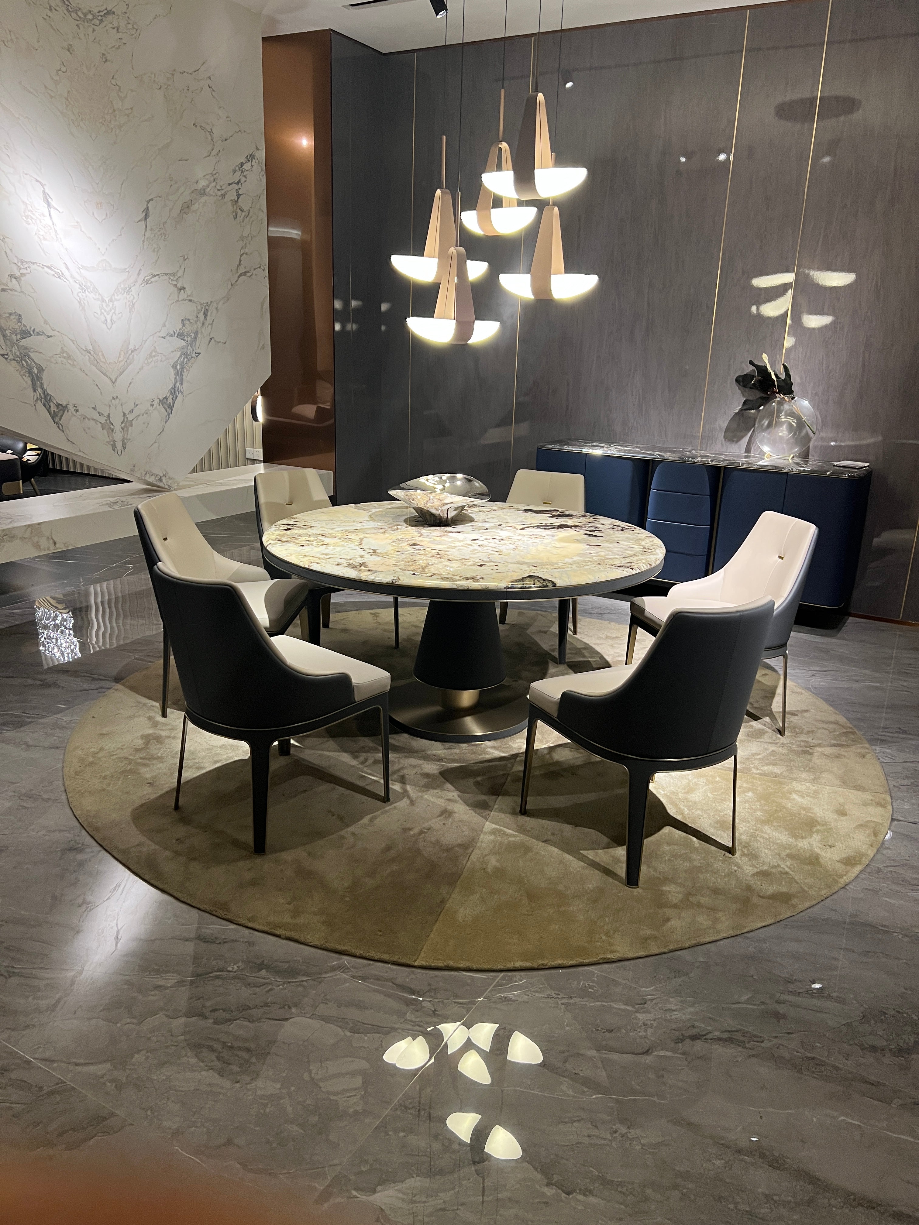 Luxury Marble dining table: Four-color marble and champagne gold hardware interwoven modern minimalist design DA3-069-5 Dining Table