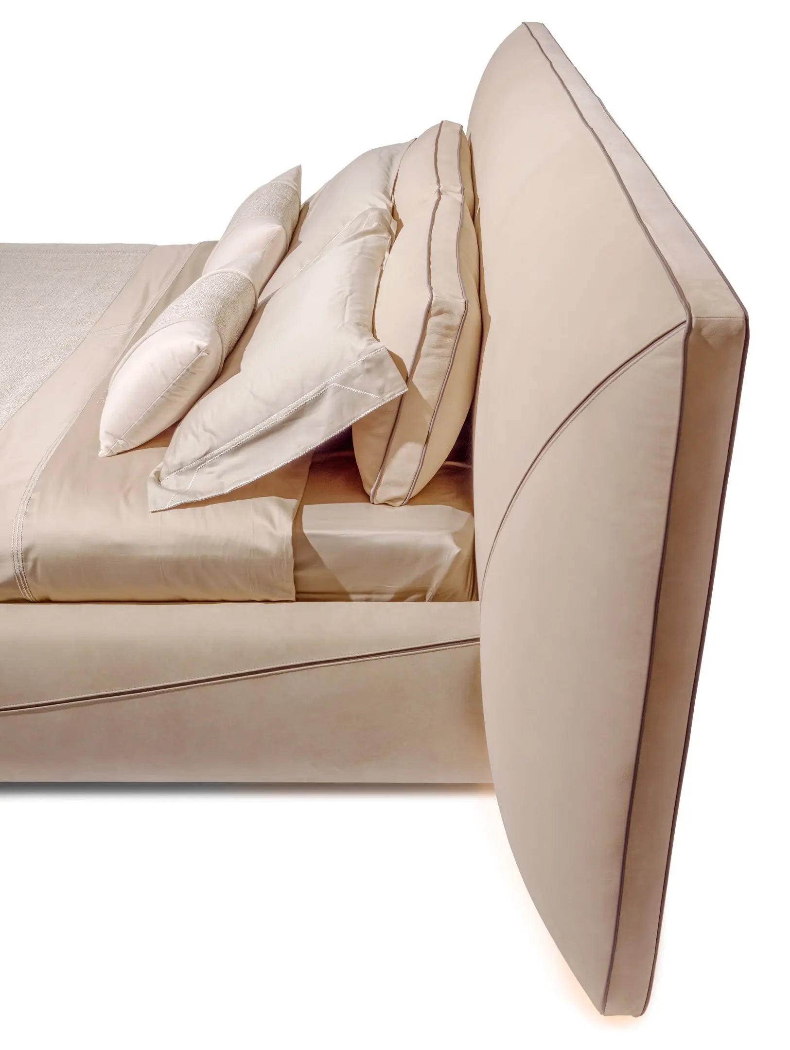 Minimalist bedroom design upholstered modern leather bed W011B10B Visionnaire style Bastian Bed,Modern design upholstered leather bedroom bed