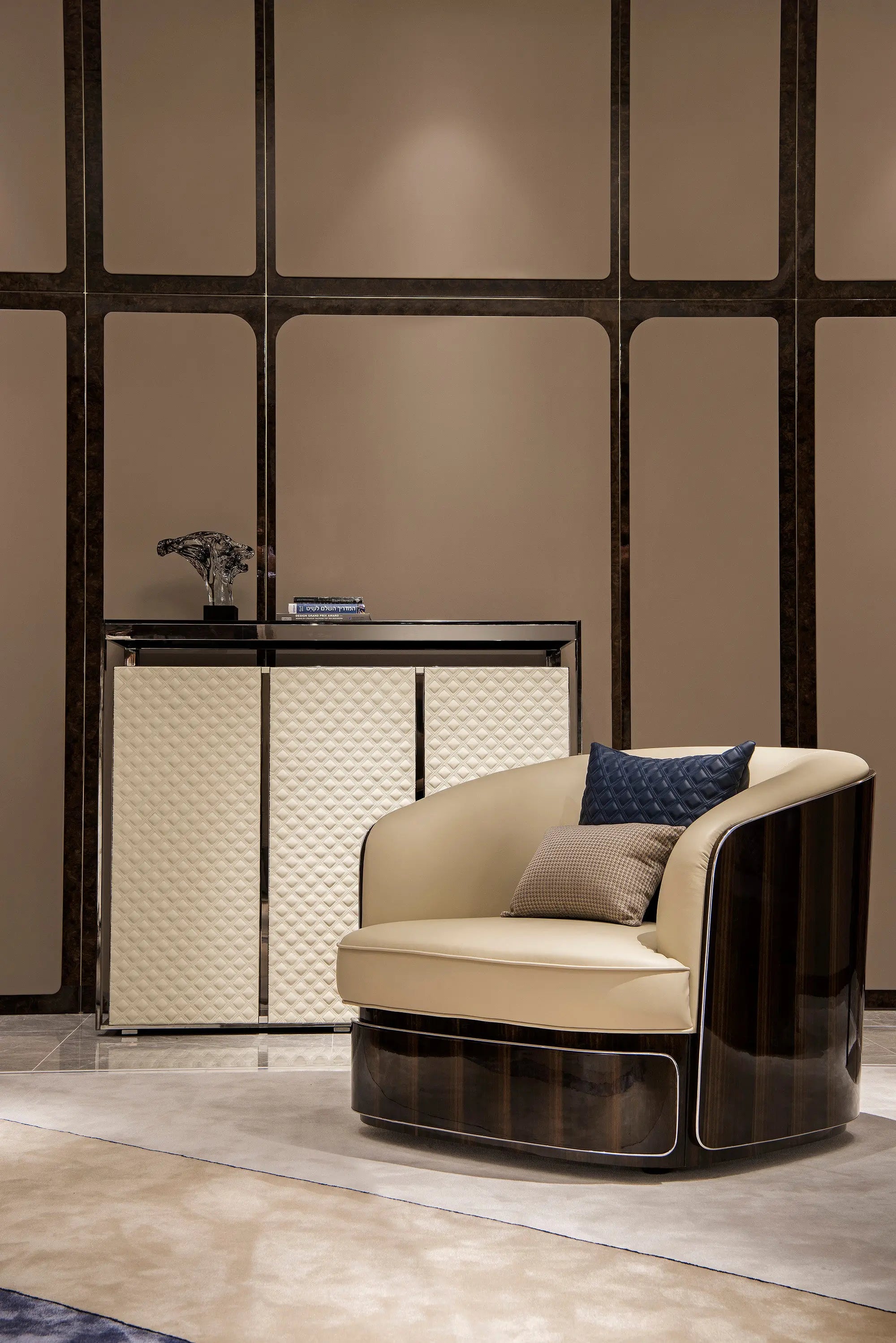 Modern British-Style Bentley Bampton Leather Sofa Set W010SF1 – Luxury Living Room Furniture