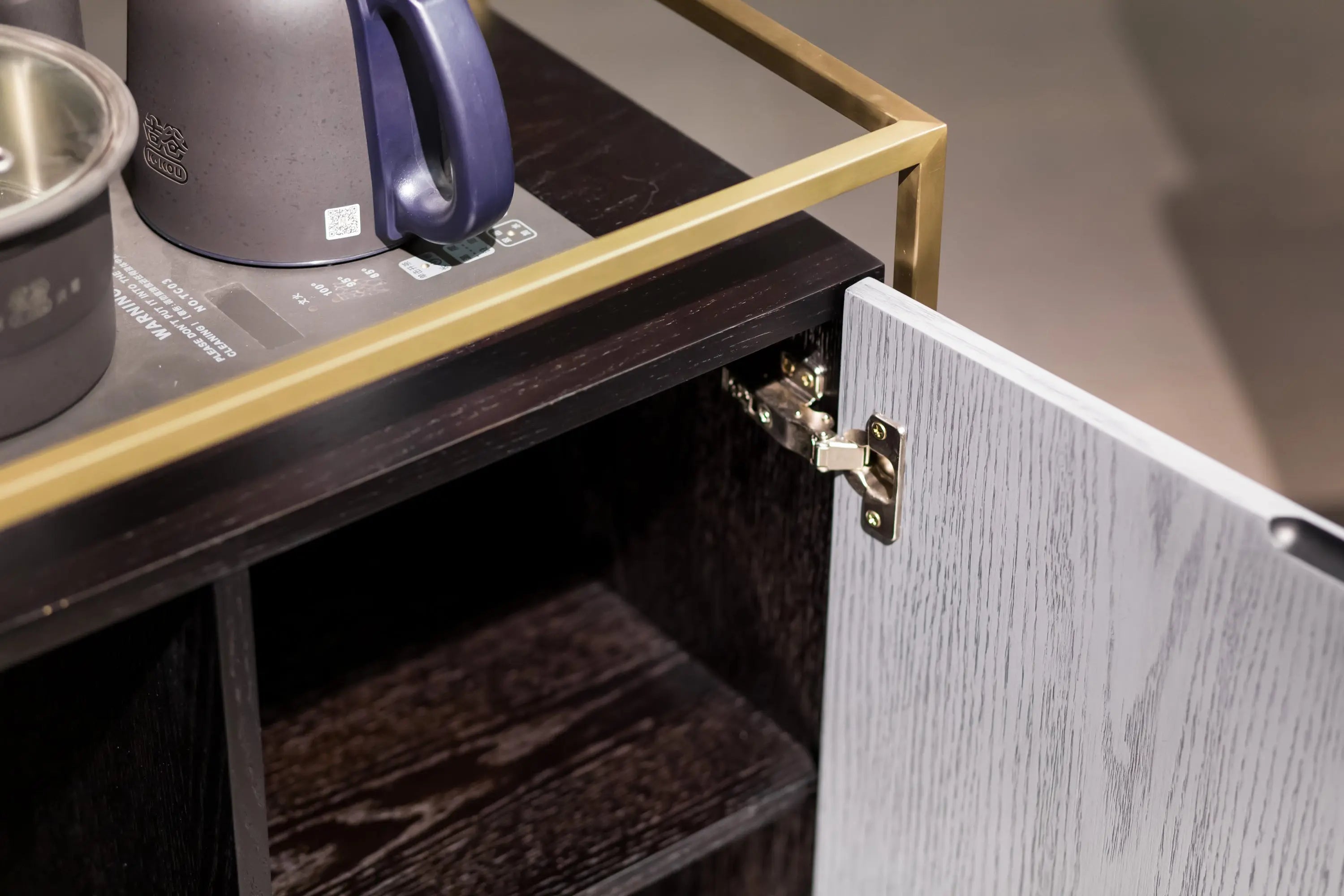 Modern Light Luxury Tea Bucket Cabinet - Elegant Storage Solution for Tea Lovers