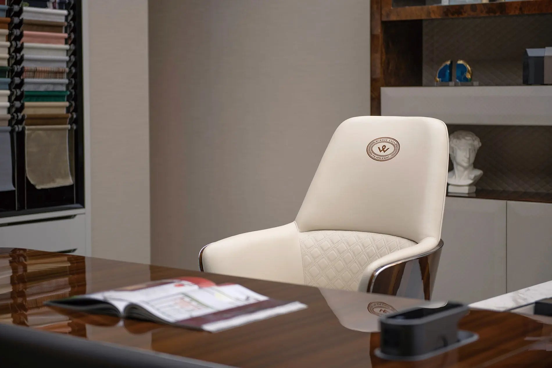 Modern design furniture office meeting visitor armrest modern swivel chair W016S21 Bentley Style Kingston Office Armchair office chair boss chair