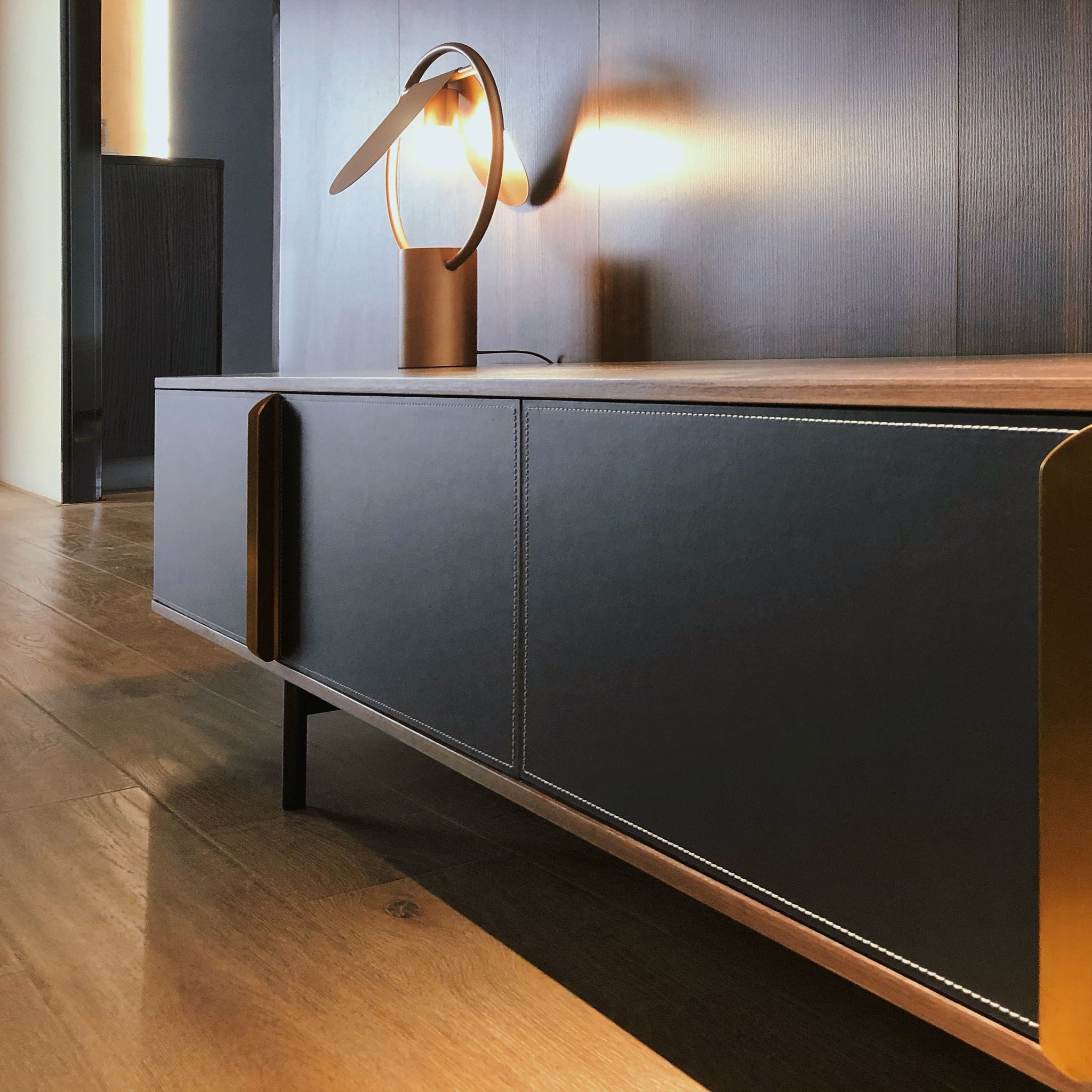 BG-1087 Minimalismus Sideboard