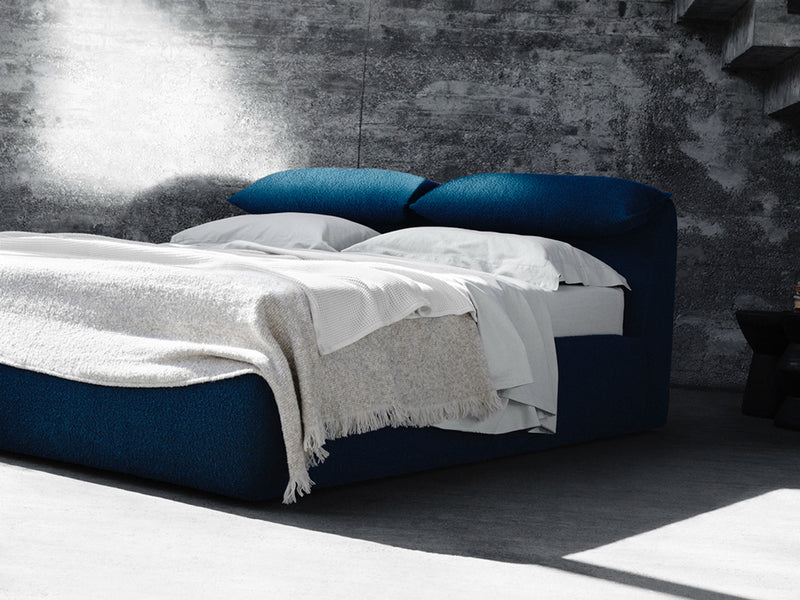 RC-30 Minimalism Bed