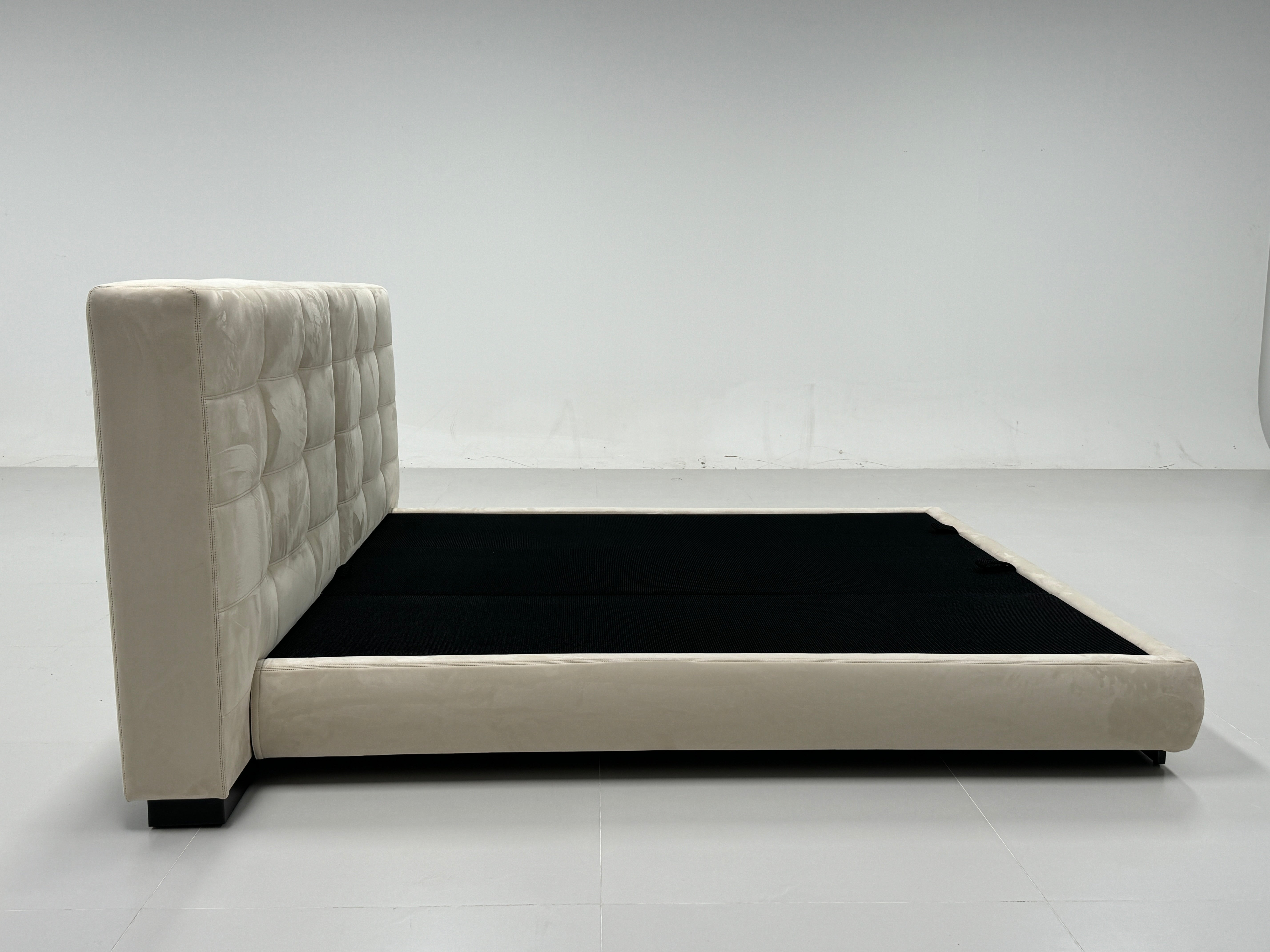 RC-36A/B Minimalism Bed