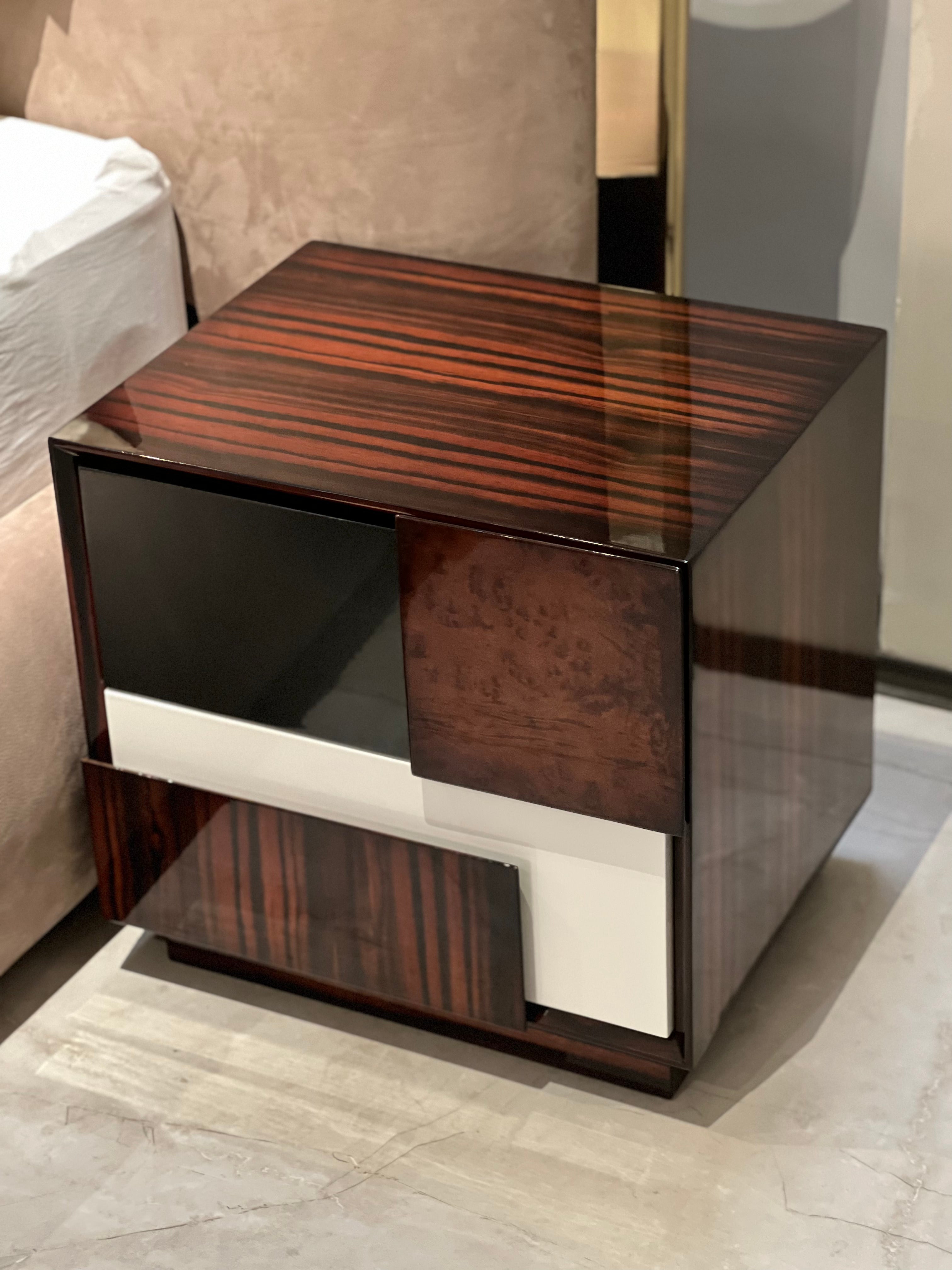 SC017 Minimalism Bedside table