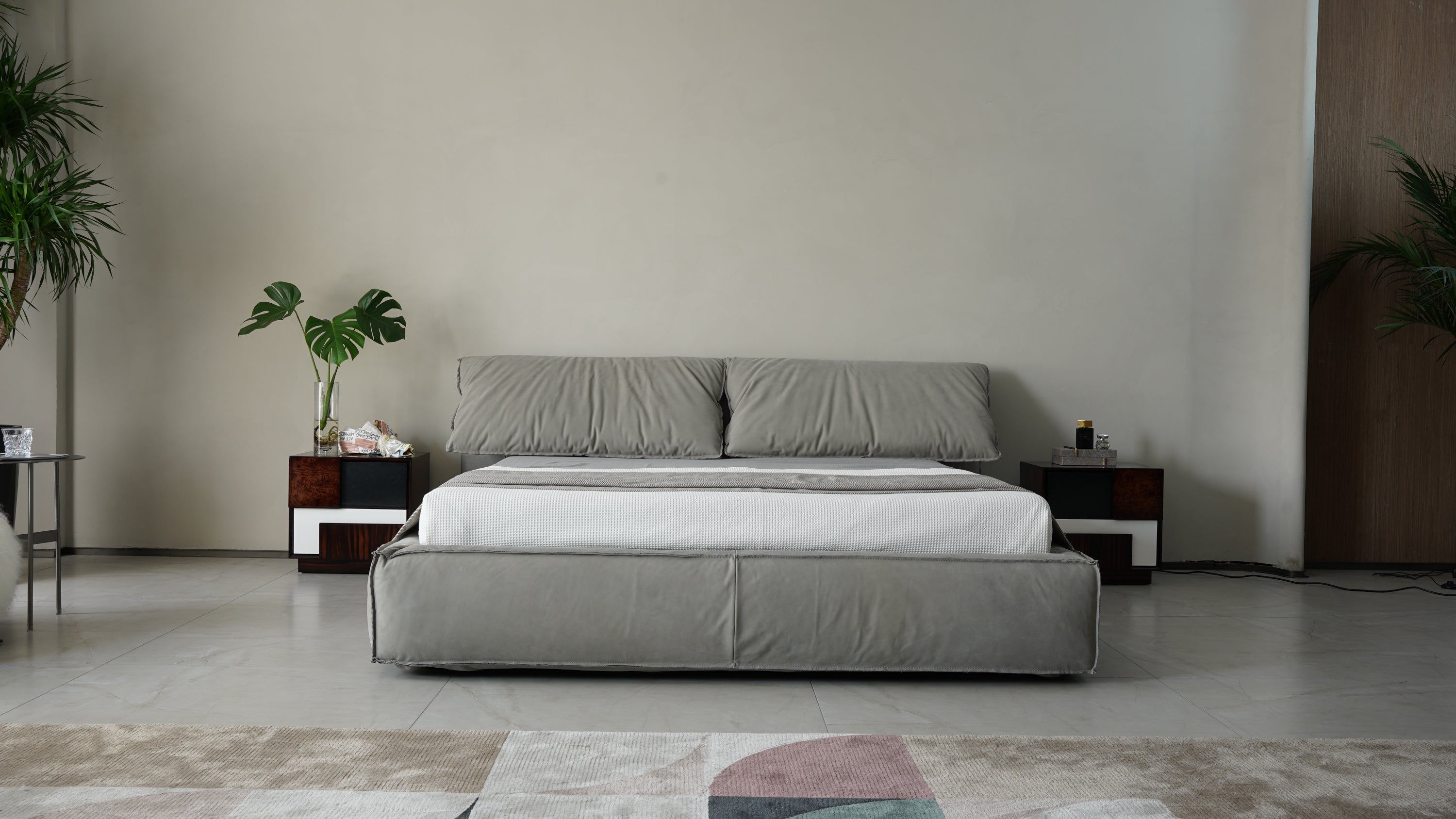 RC-27 Minimalism  Bed