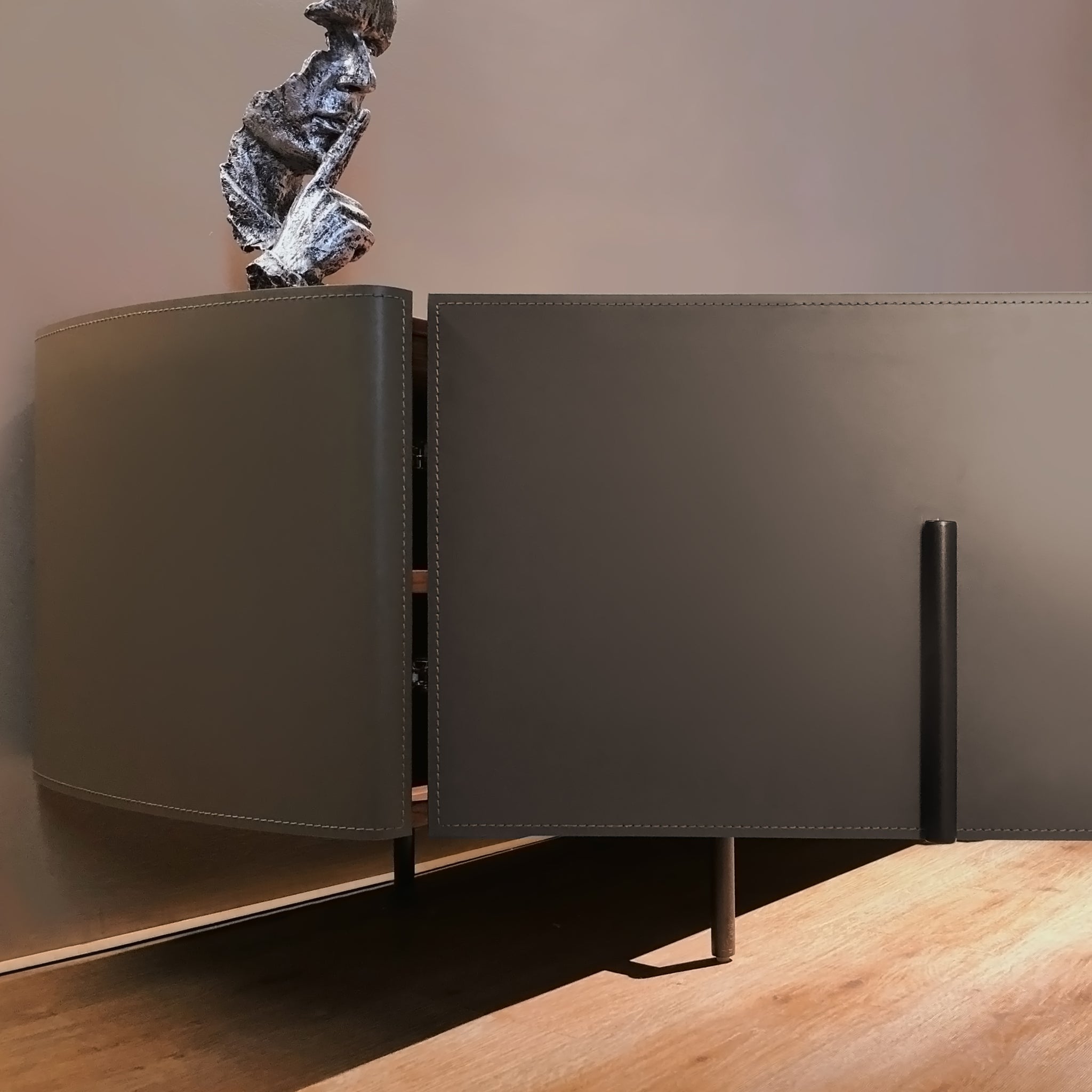 BG-1082 Minimalismus Sideboard