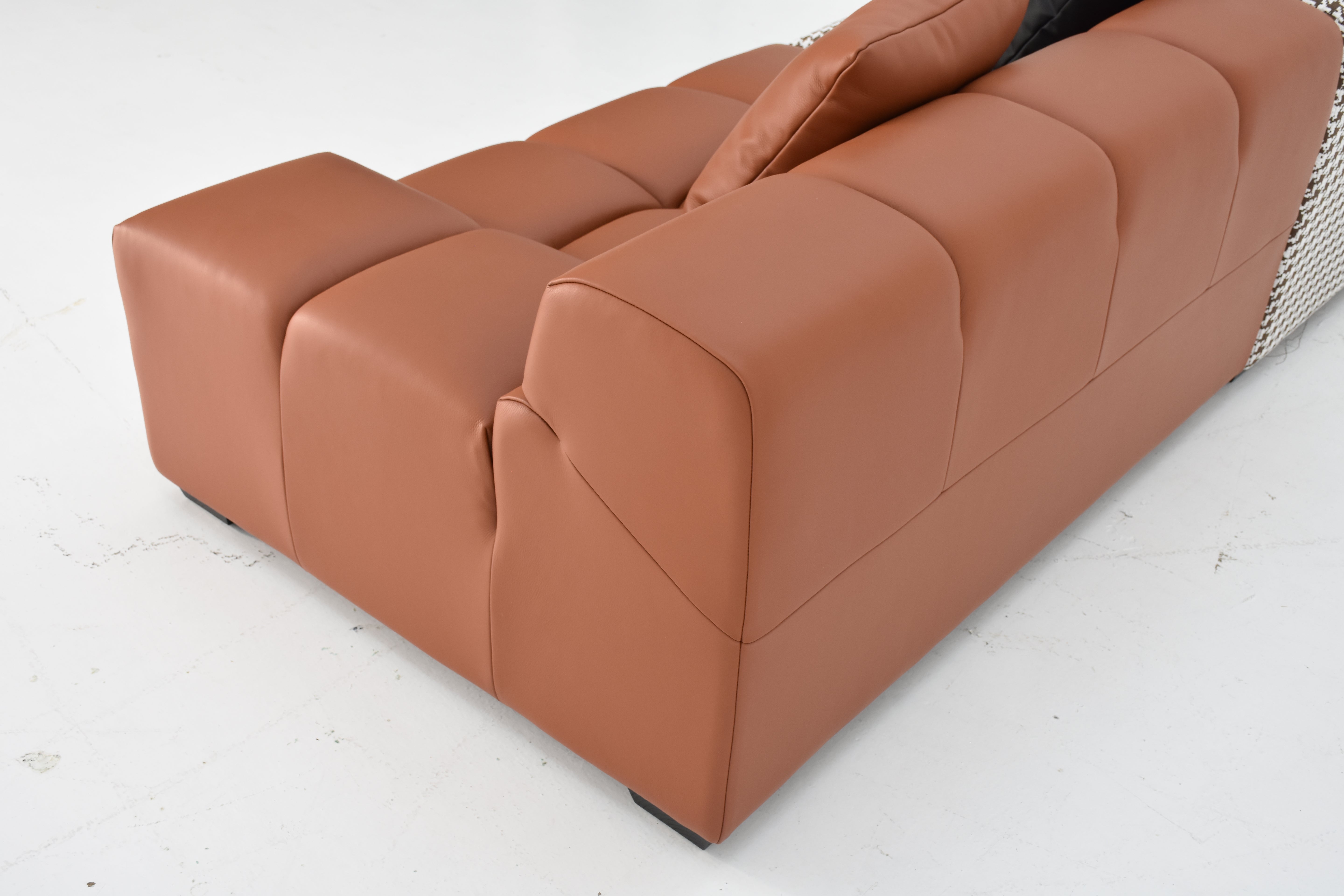 SF-170 Tafti Cube Sofa