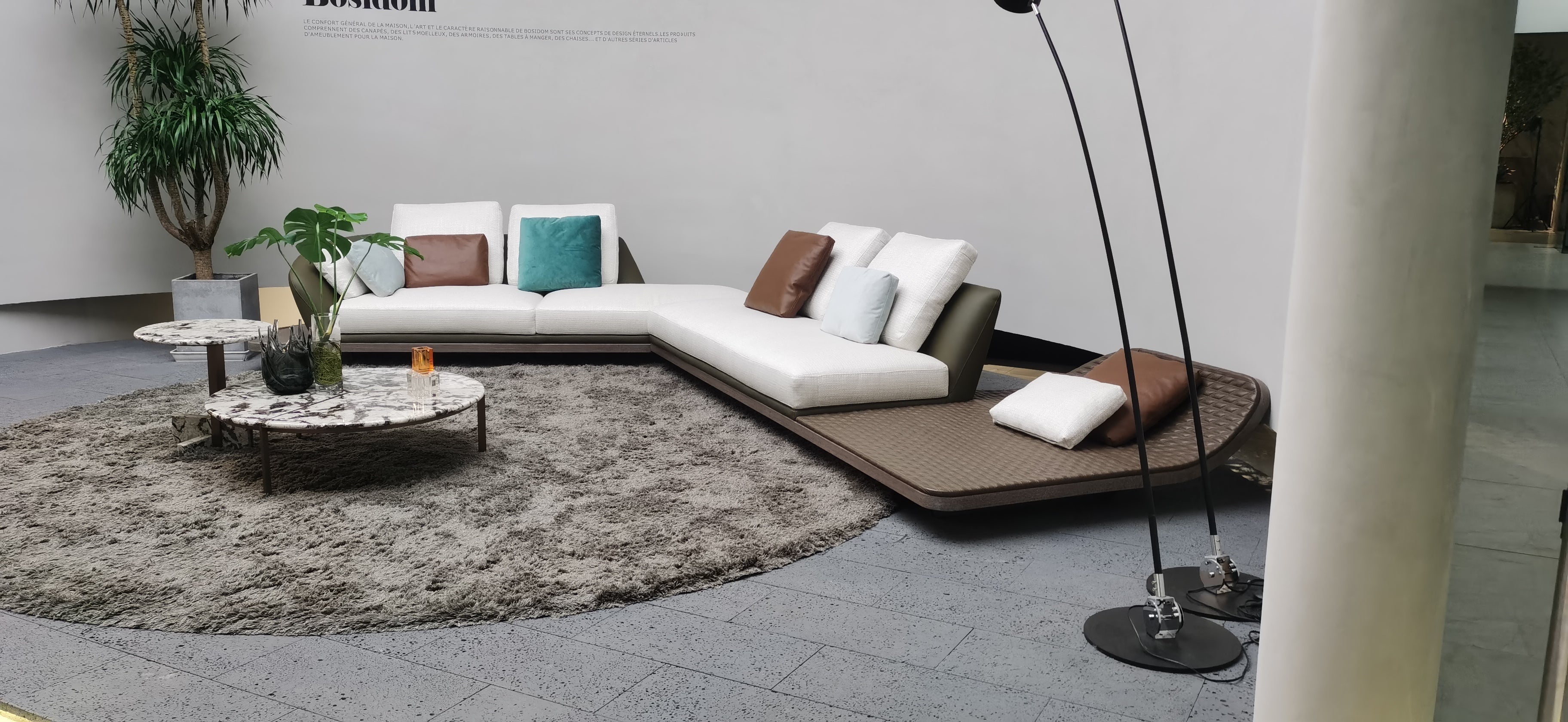 SF-18 Minimalism Sofa