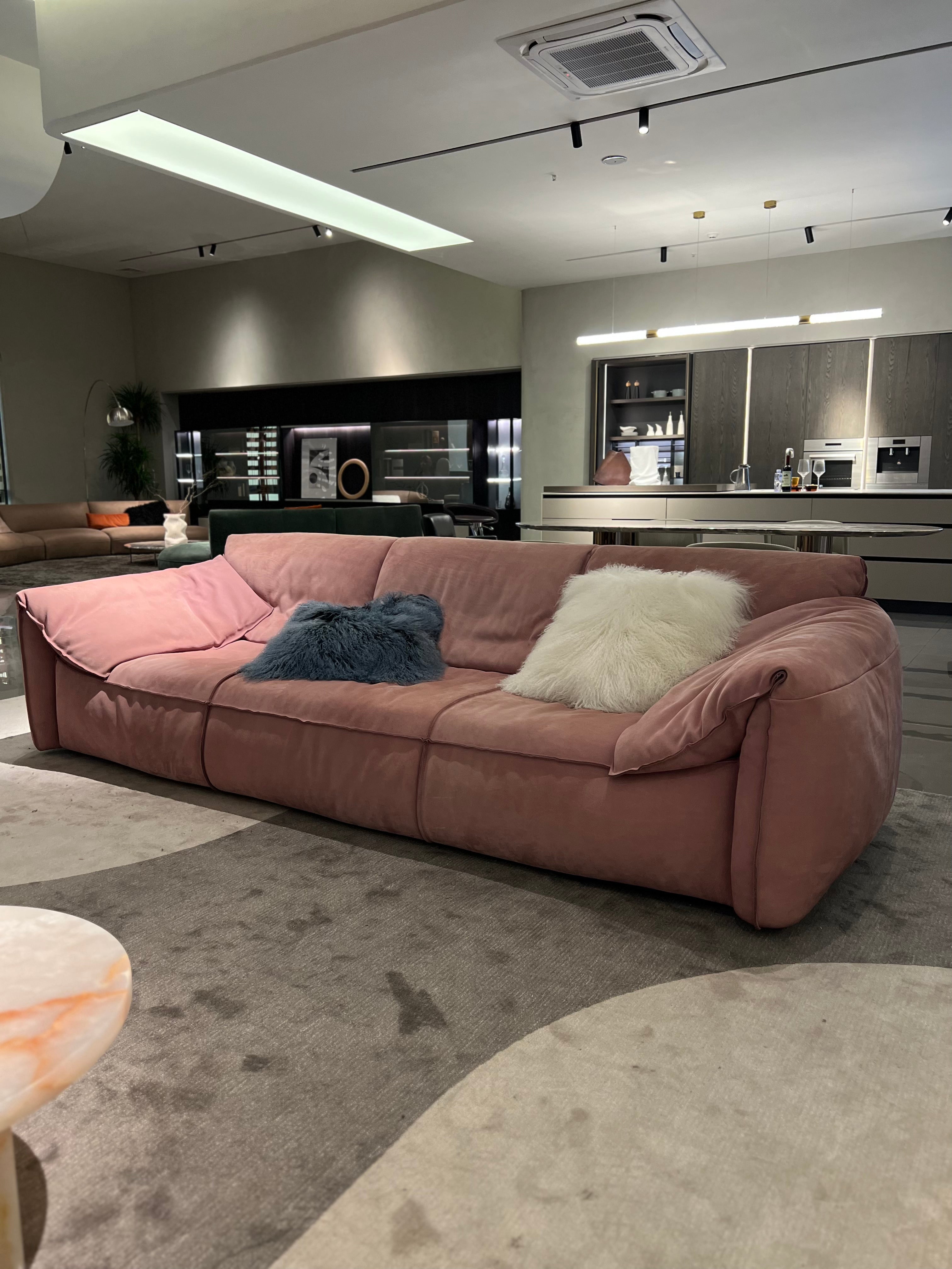 SF-20 Minimalism Sofa