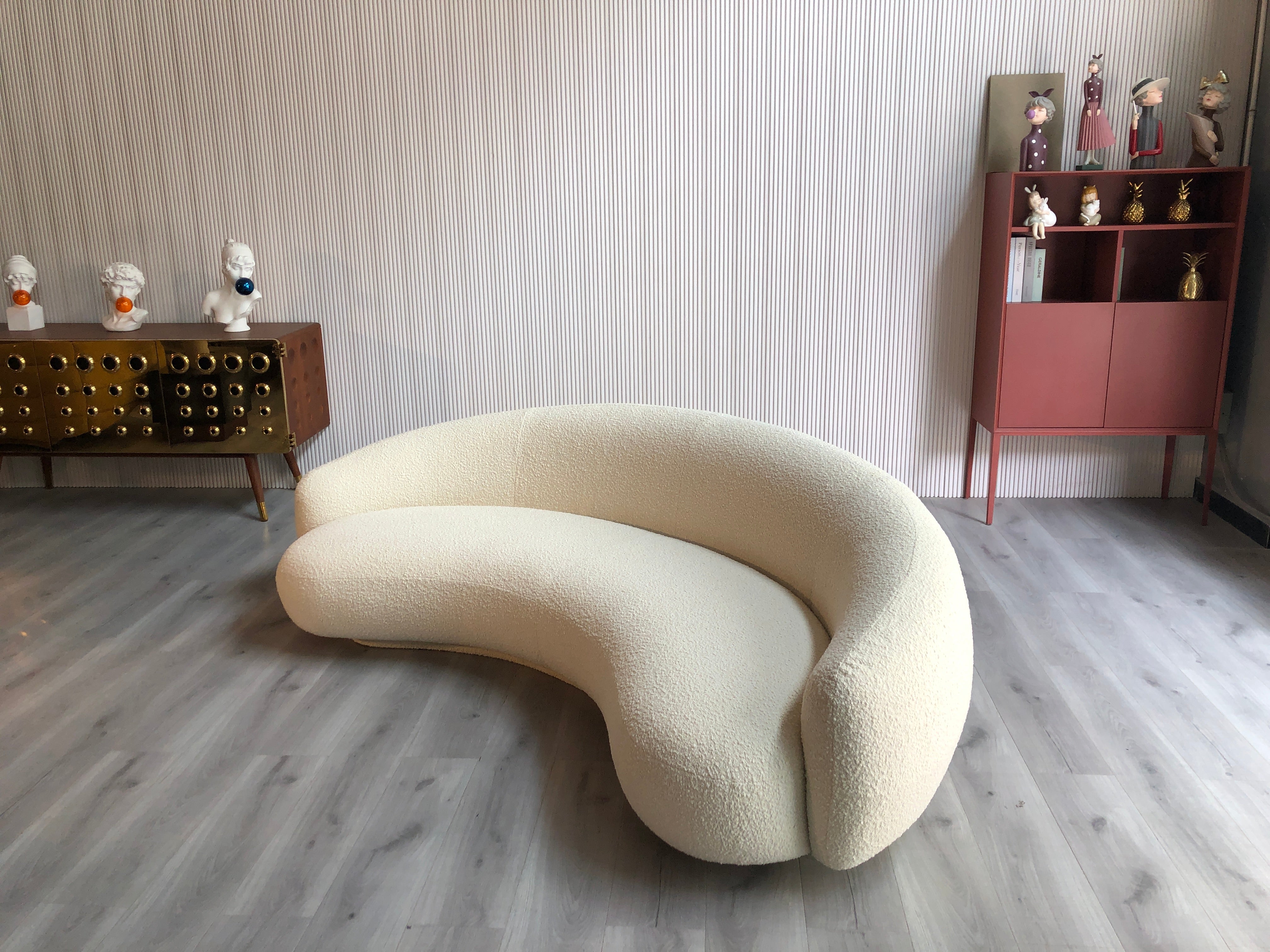 SF-210  Fashion Fabric Shaped Cashew Sofa