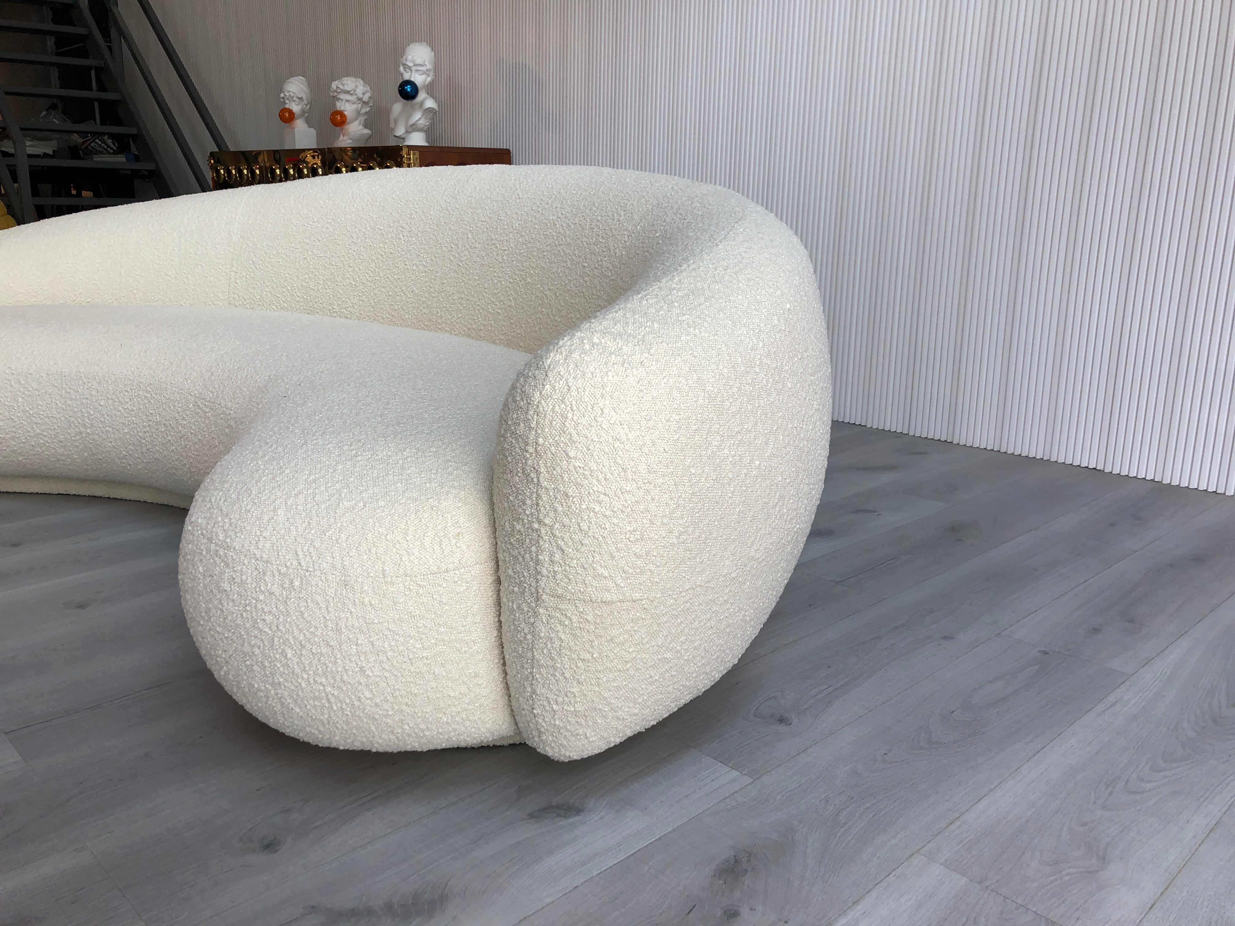 SF-210  Fashion Fabric Shaped Cashew Sofa