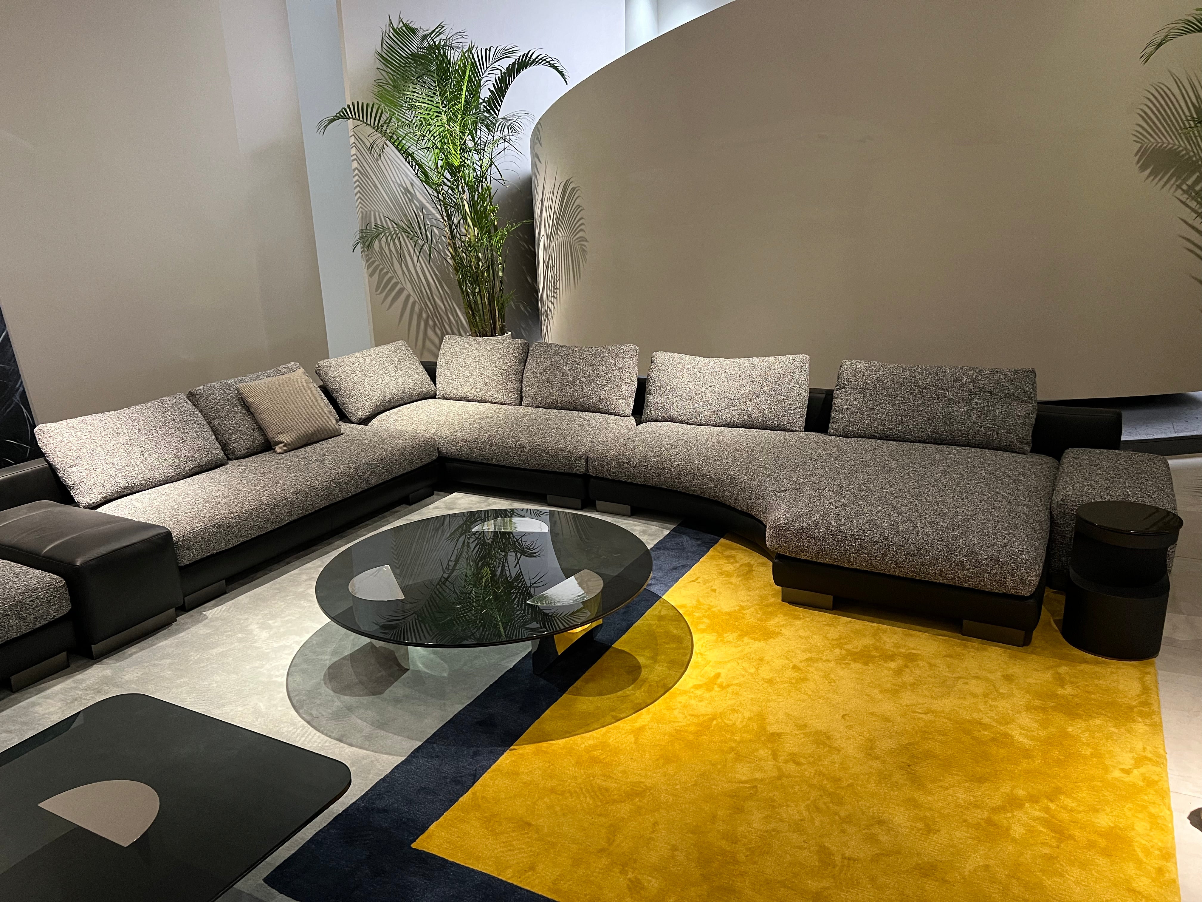 SF-21 Minimalism Sofa