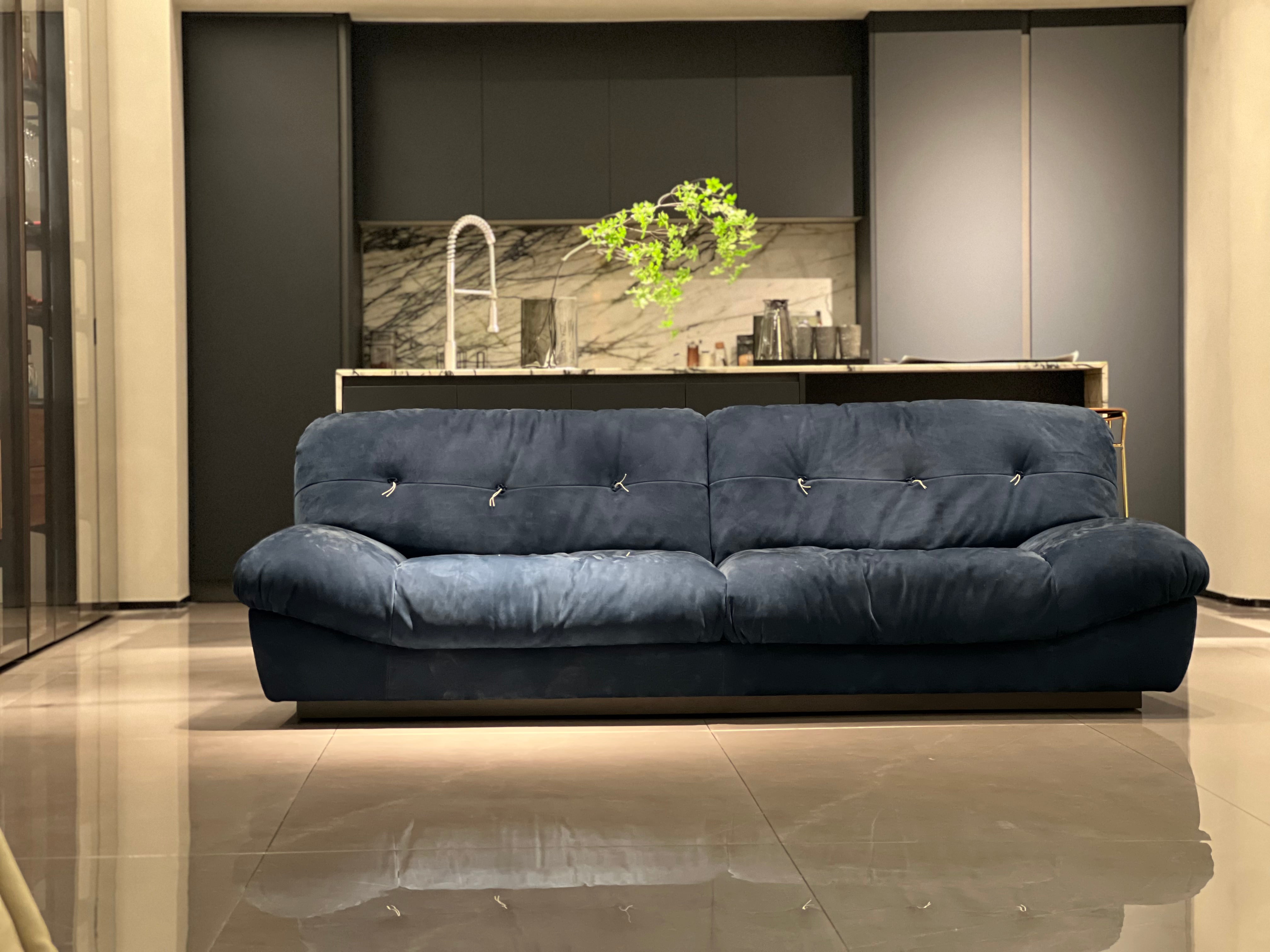 SF-29 Minimalism Sofa