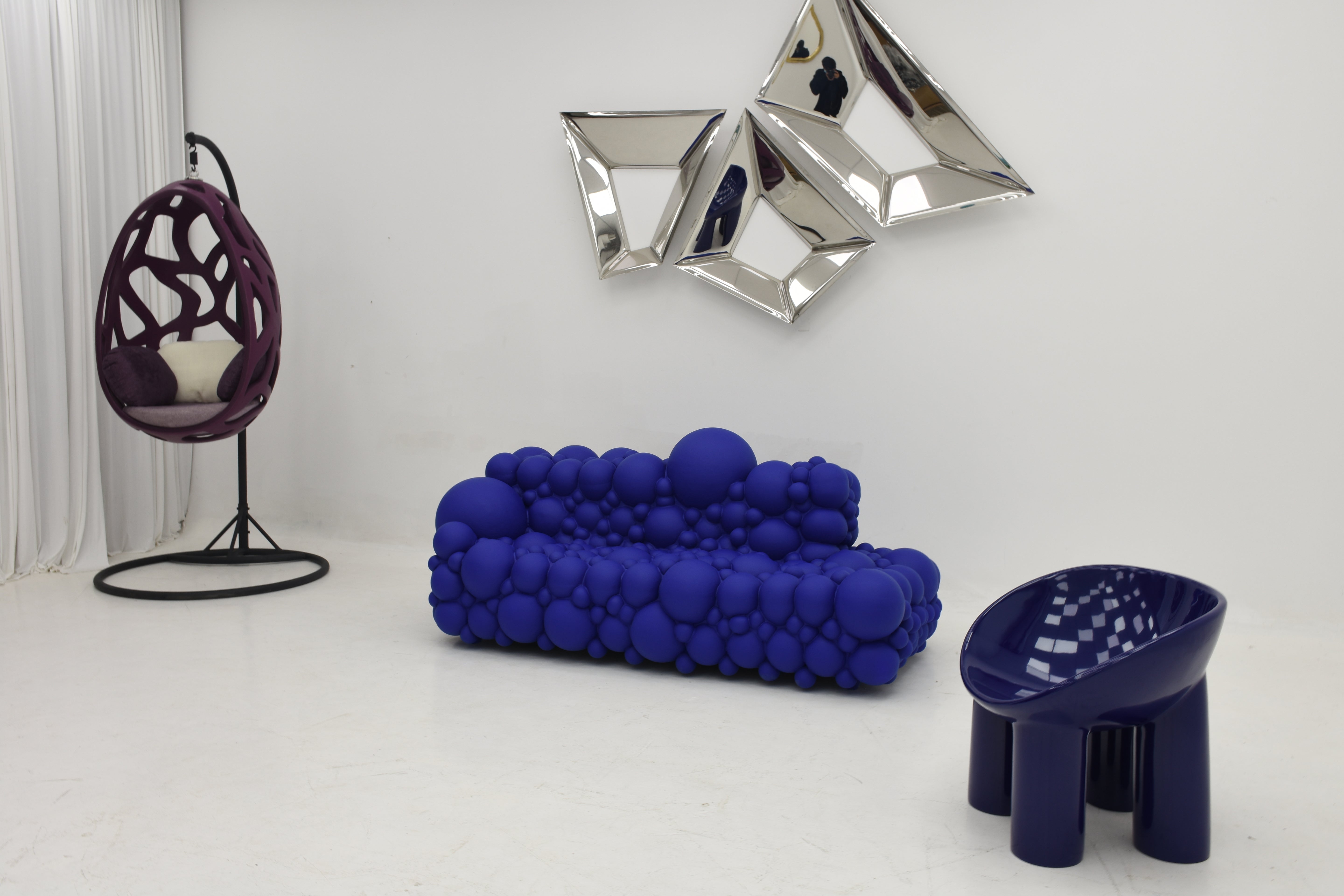 SF-324   Molecule Sofa