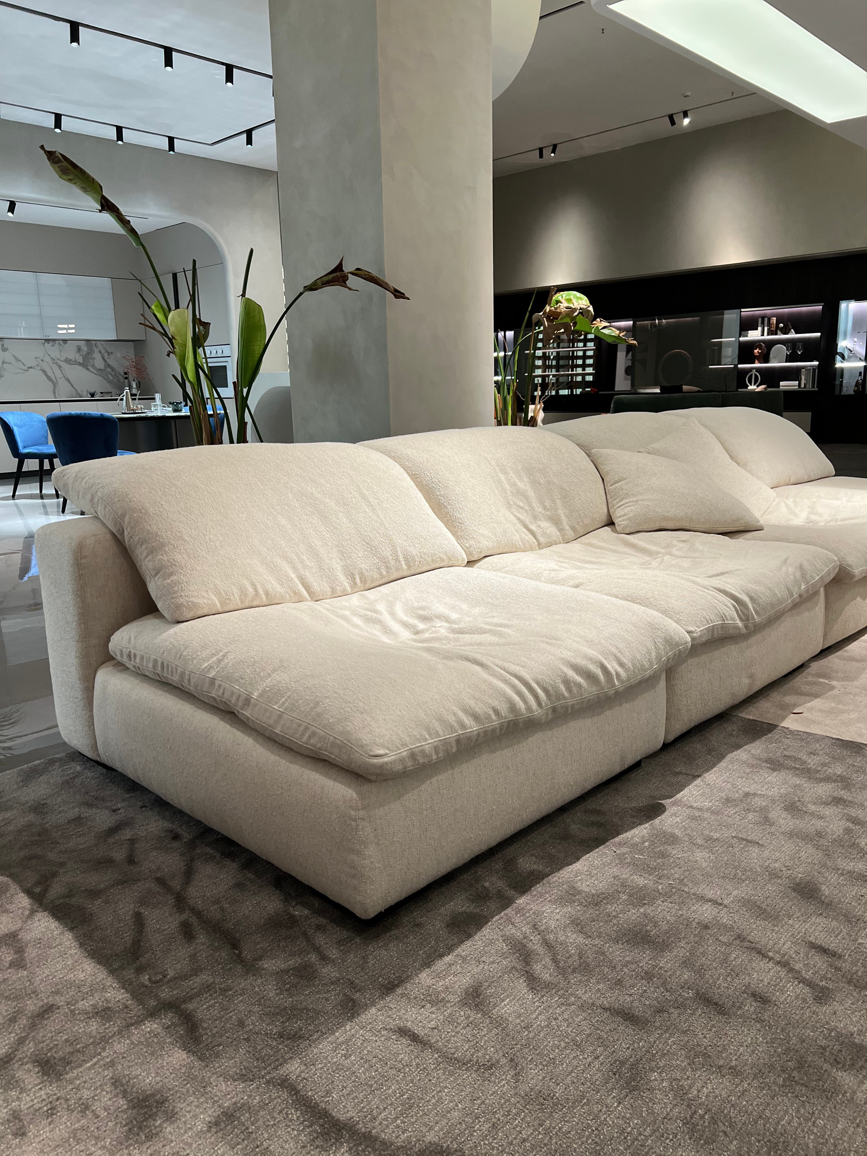 SF-35 Minimalism Sofa