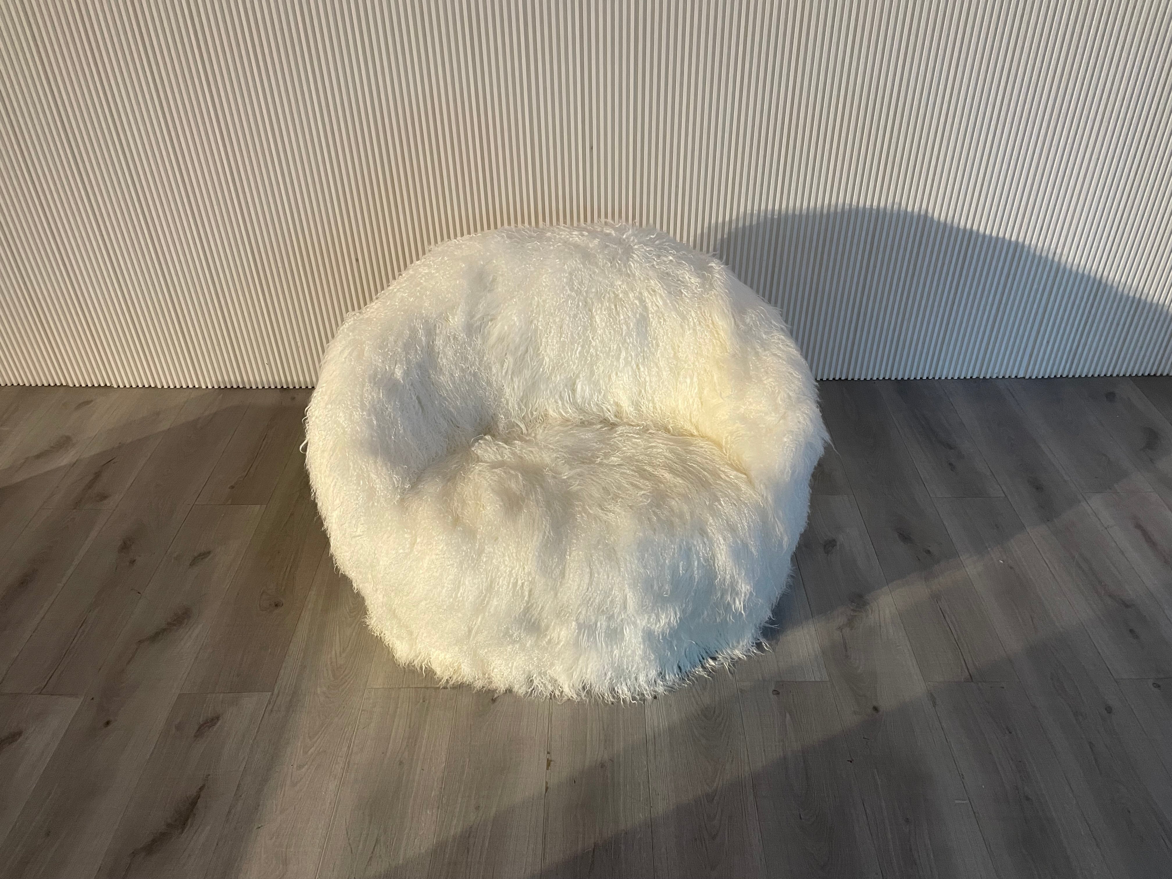 SF-389  fuzzy sofa