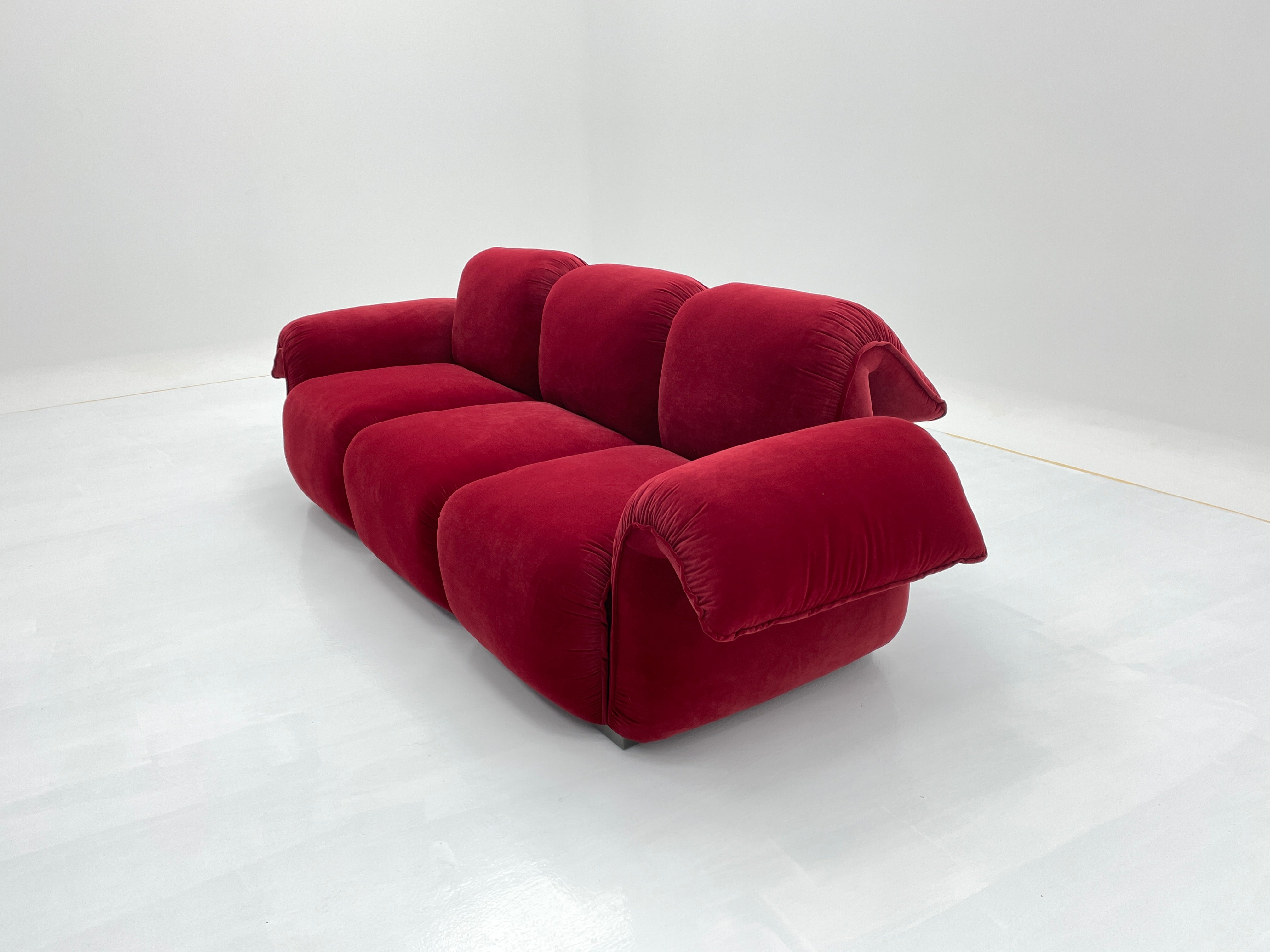 SF-399 Octopus Sofa Minimalist Style