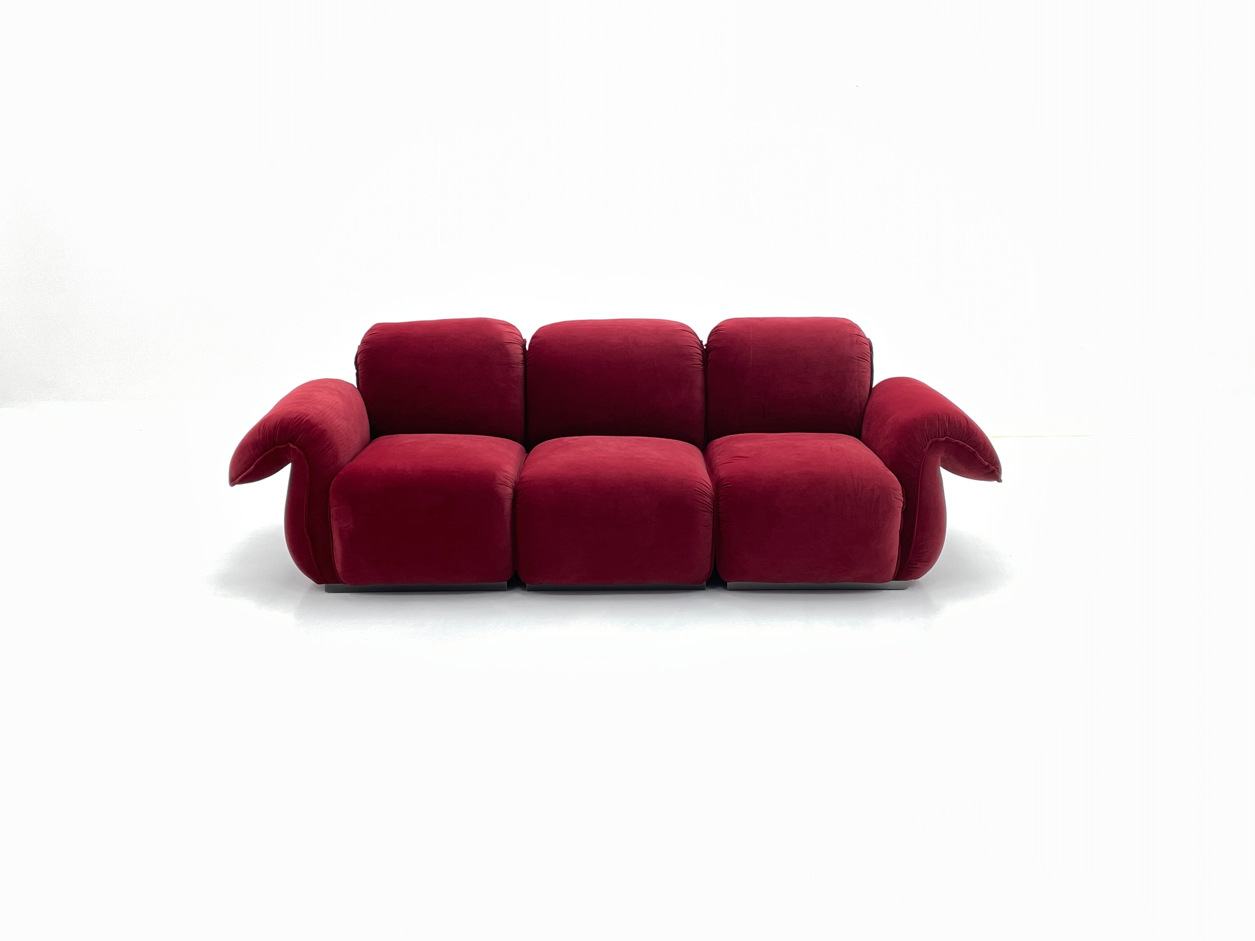 SF-399  Octopus Sofa Minimalist Style