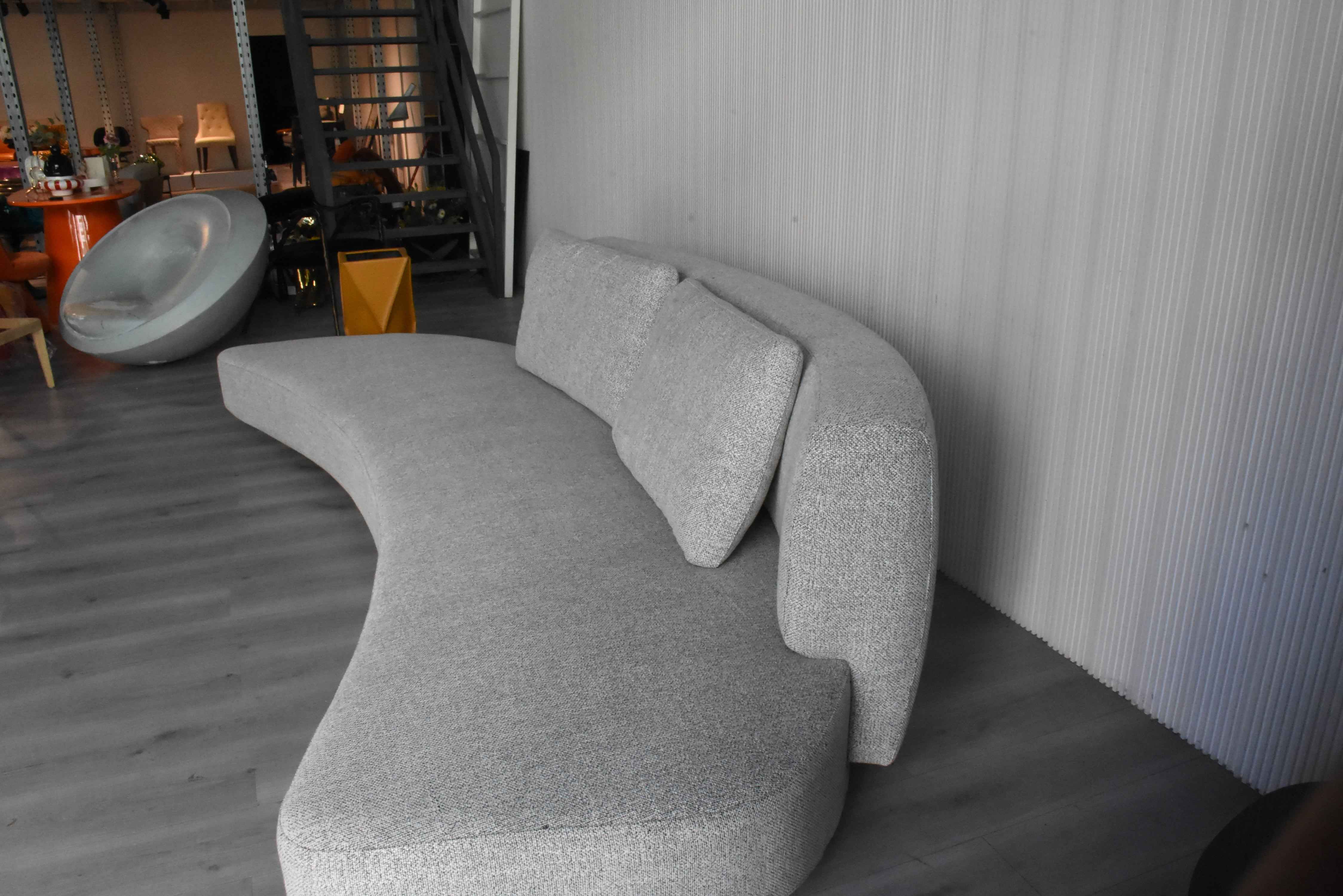 SF-463 Curved Fabric Sofa