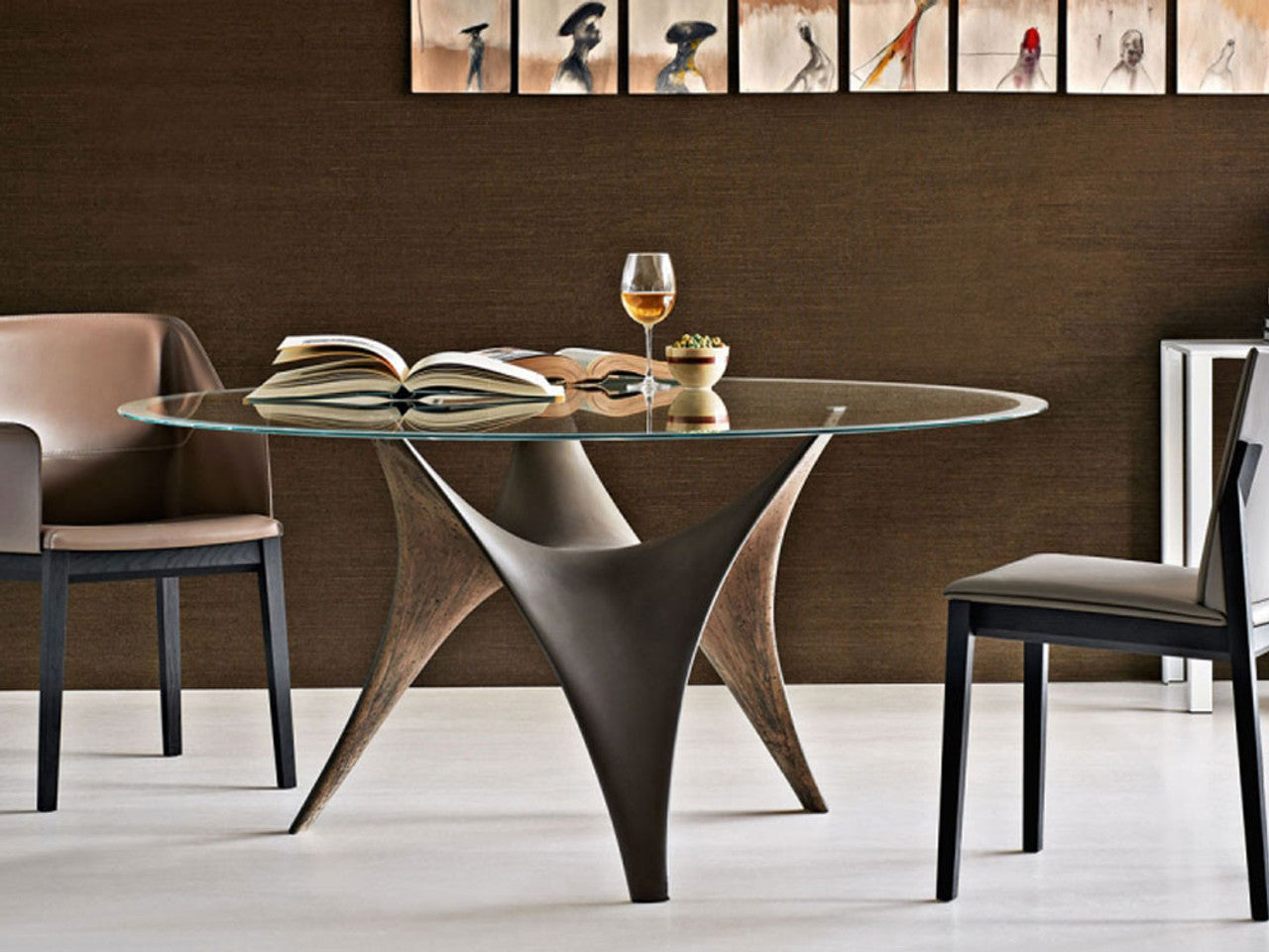 T02 Minimalism Dining table