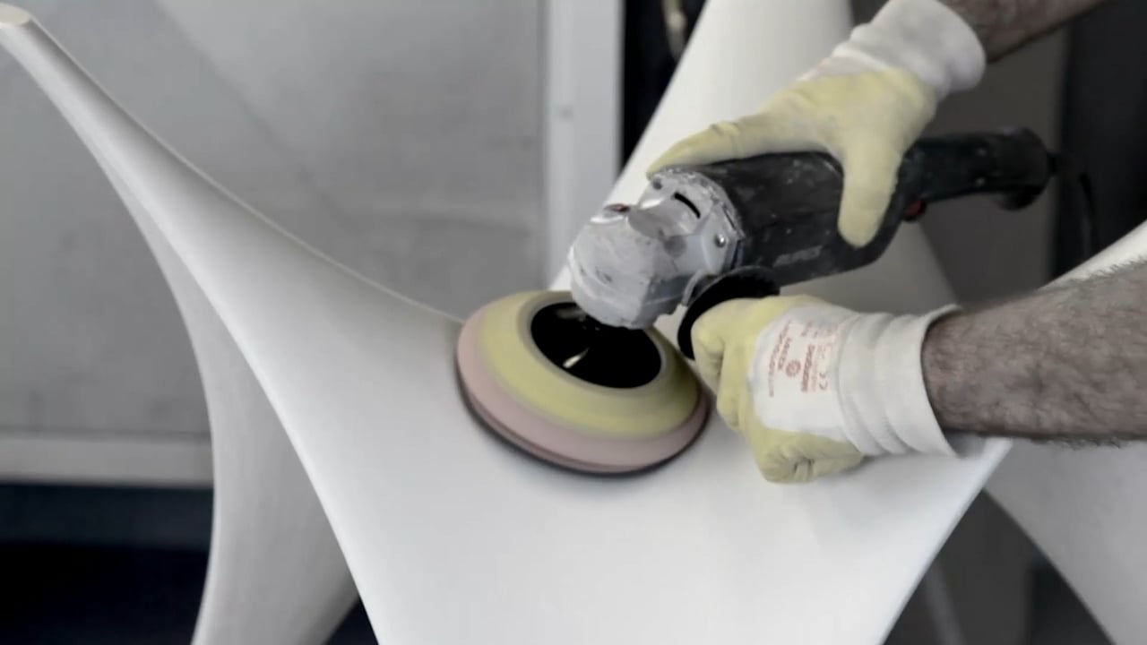 T02 Minimalism Dining table