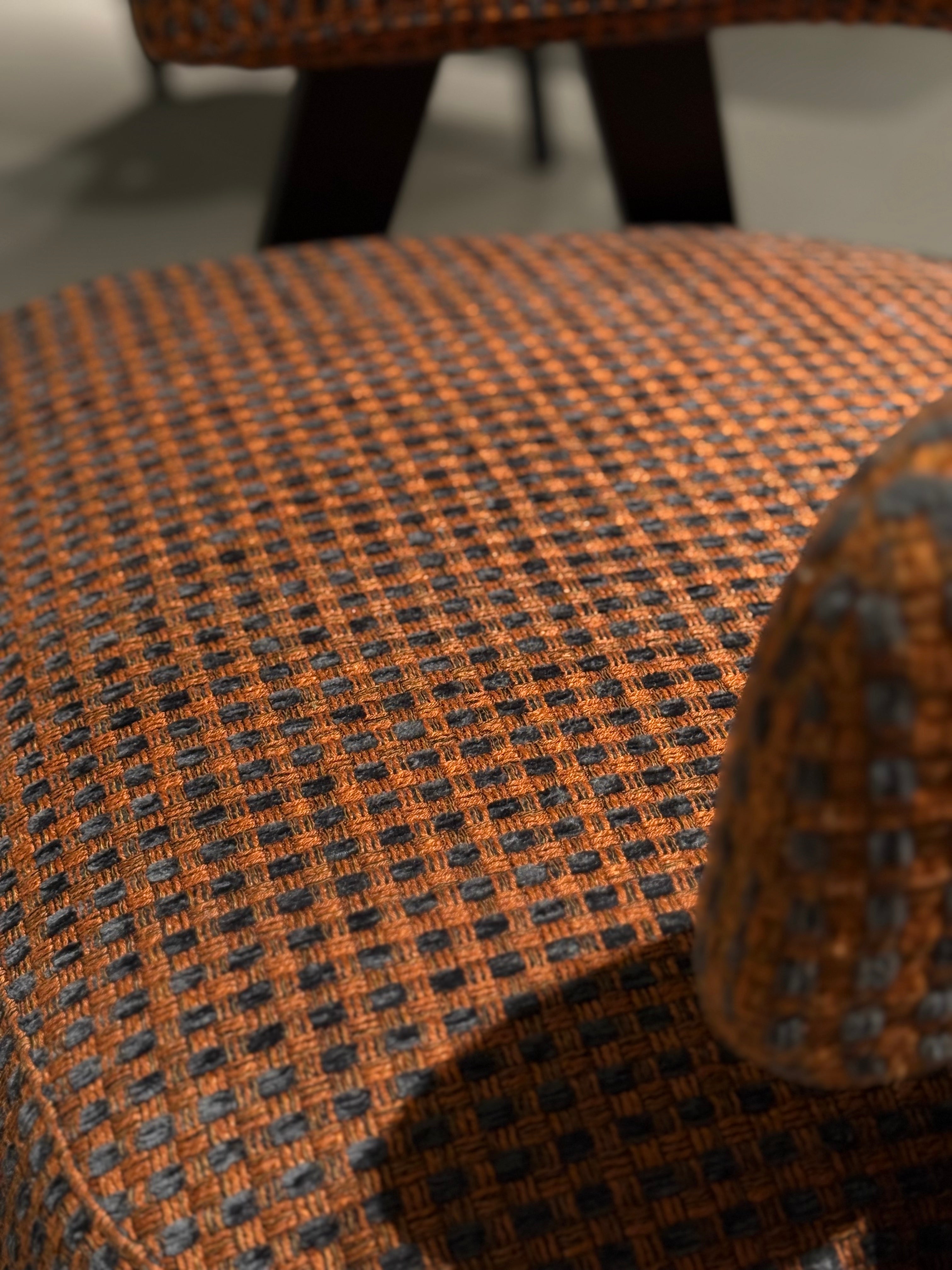 VE2-2401  Leisure chair for Ultimate Comfort and Relaxation - Chiuchiufurniture