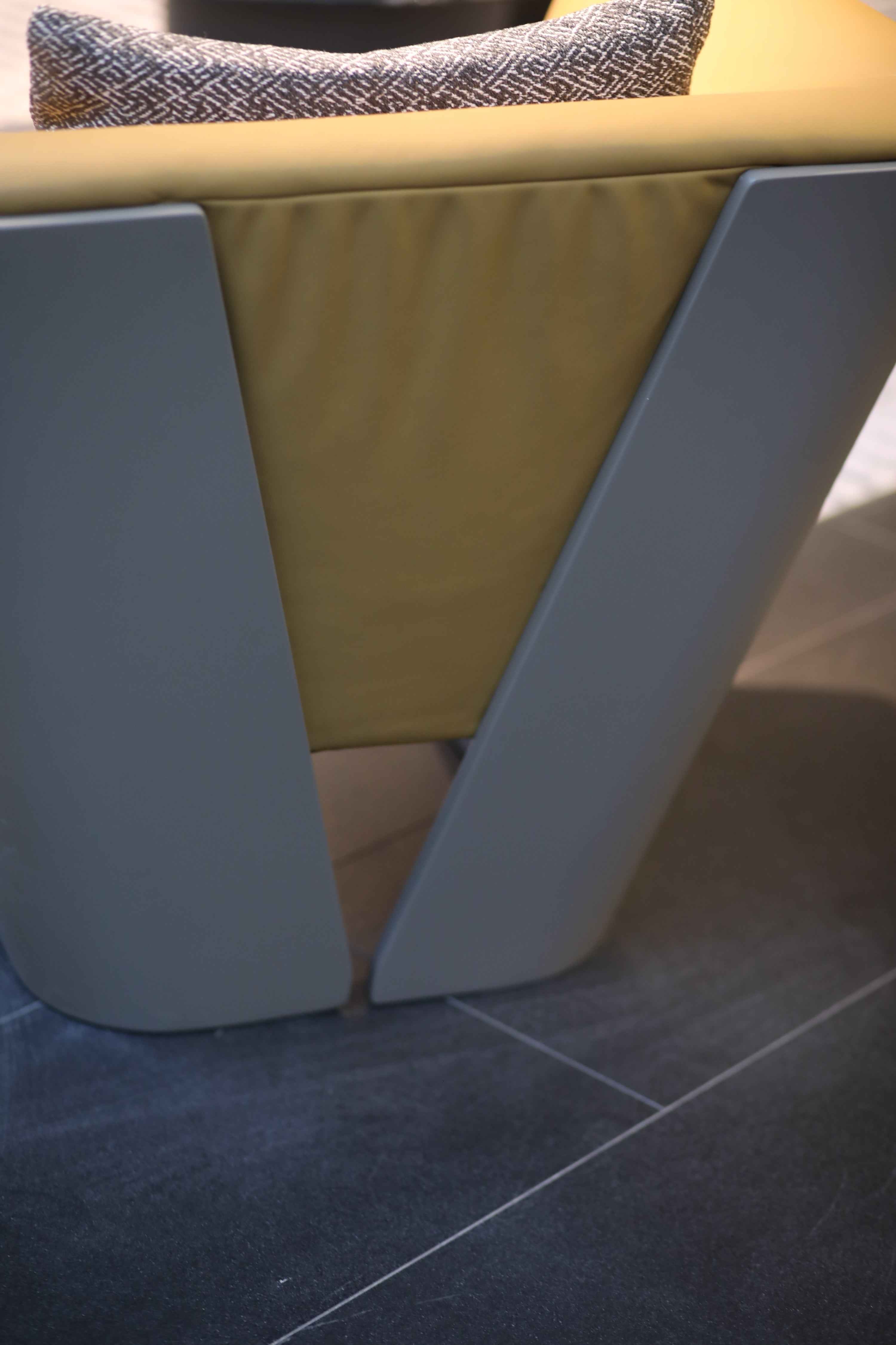 VE3-2302 Lounger chair