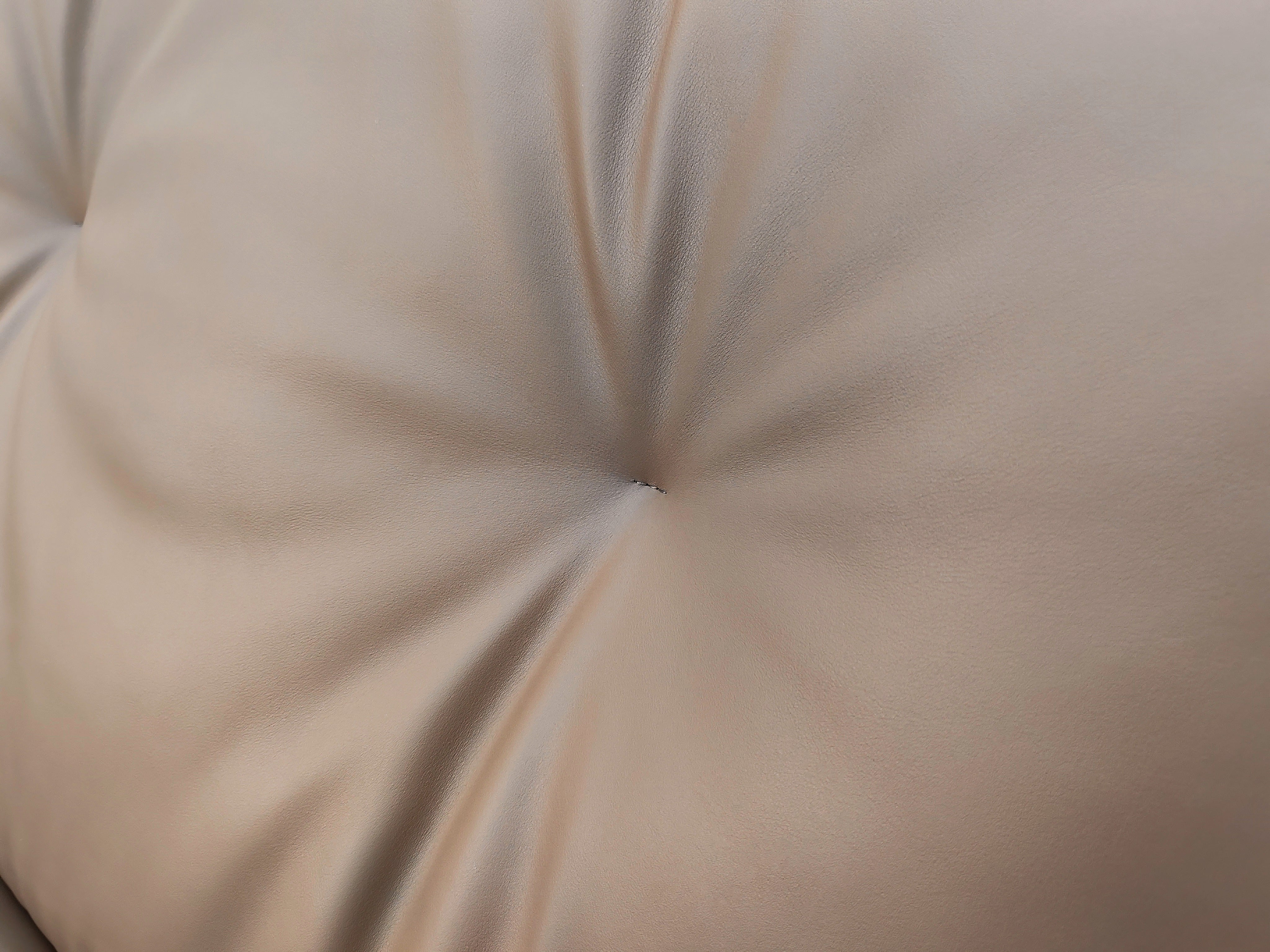 VE3-2402  Leisure chair for Ultimate Comfort and Relaxation - Chiuchiufurniture